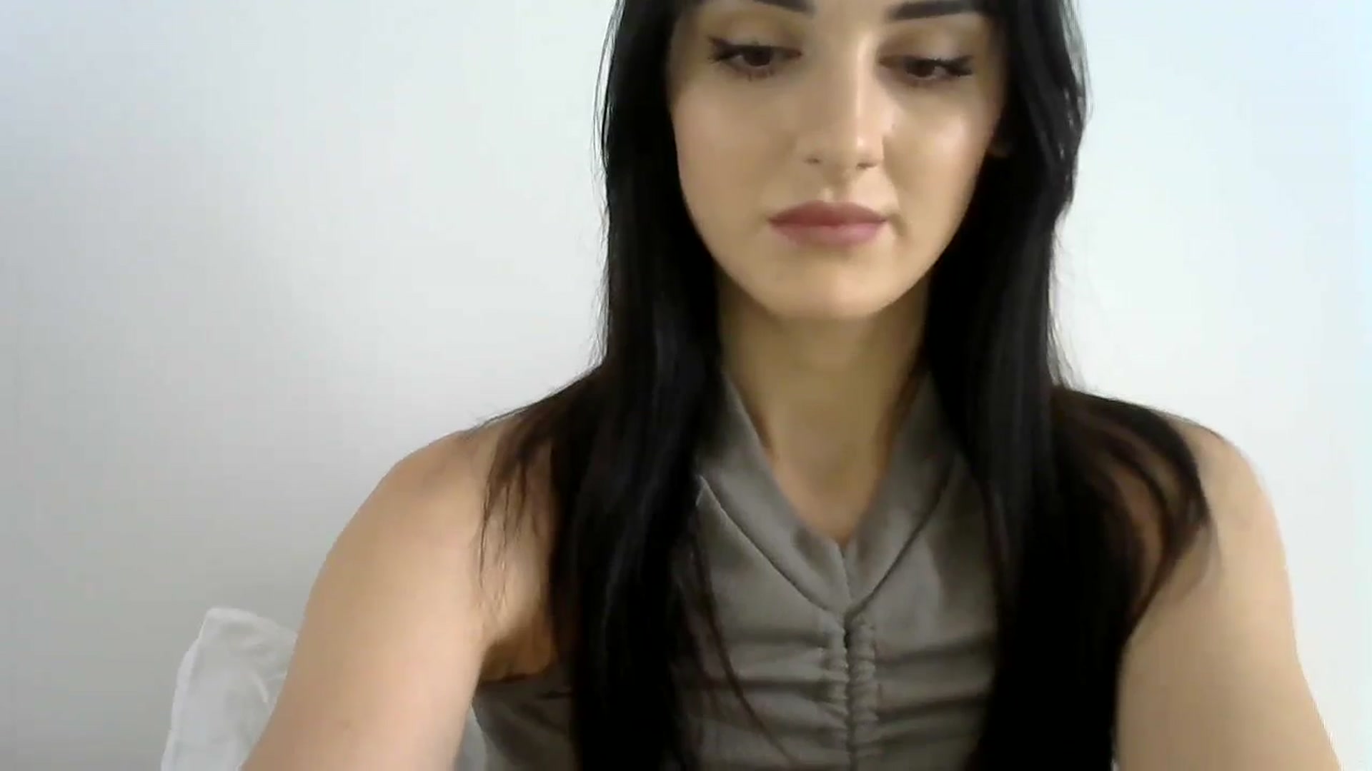 Gallery image thumbnail from DreamyKitty69's myfreecams stream on, 06/18/2024, 12:07 image 11 of 20