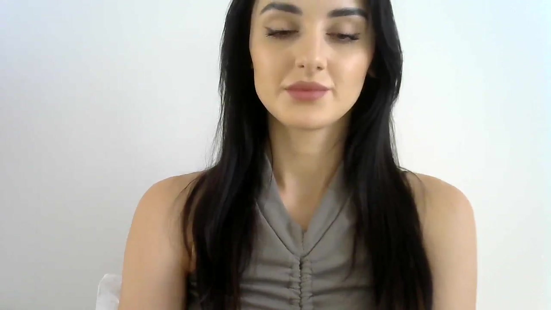 Gallery image thumbnail from DreamyKitty69's myfreecams stream on, 06/18/2024, 14:23 image 16 of 20