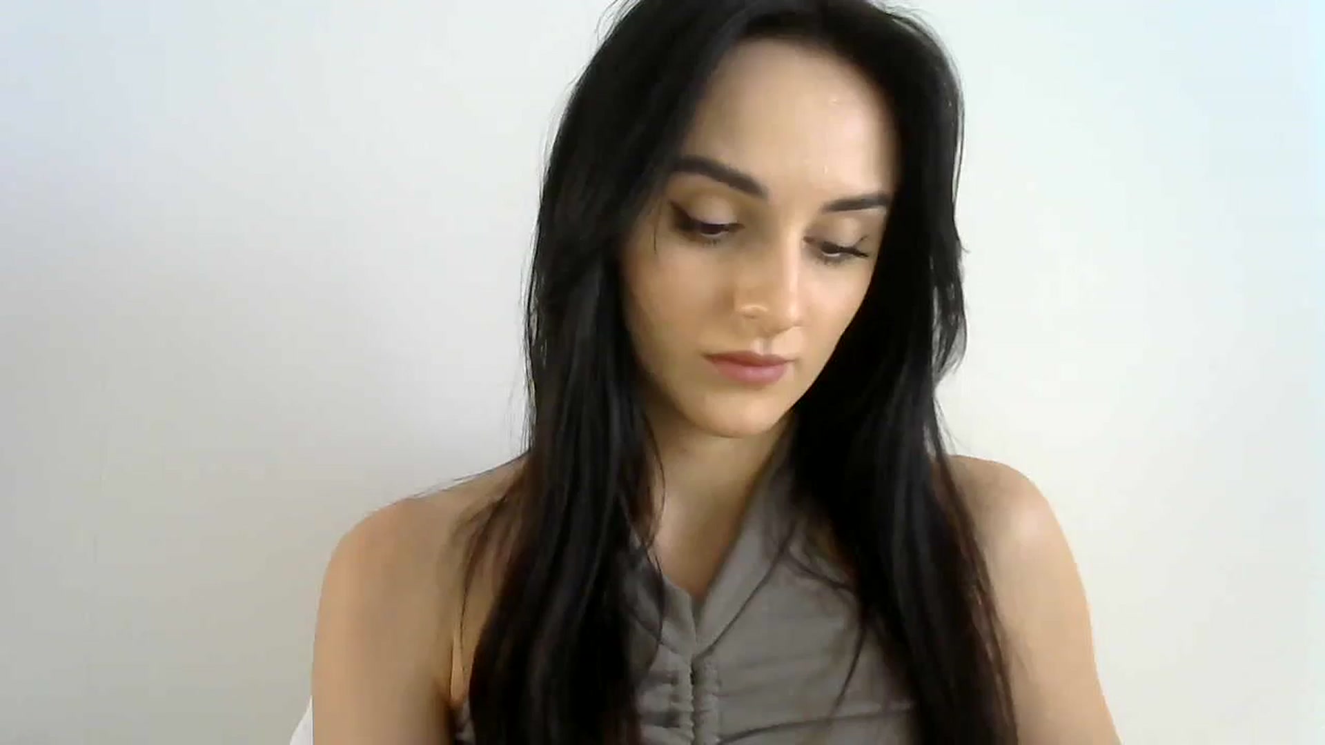 Gallery image thumbnail from DreamyKitty69's myfreecams stream on, 06/18/2024, 15:36 image 18 of 20