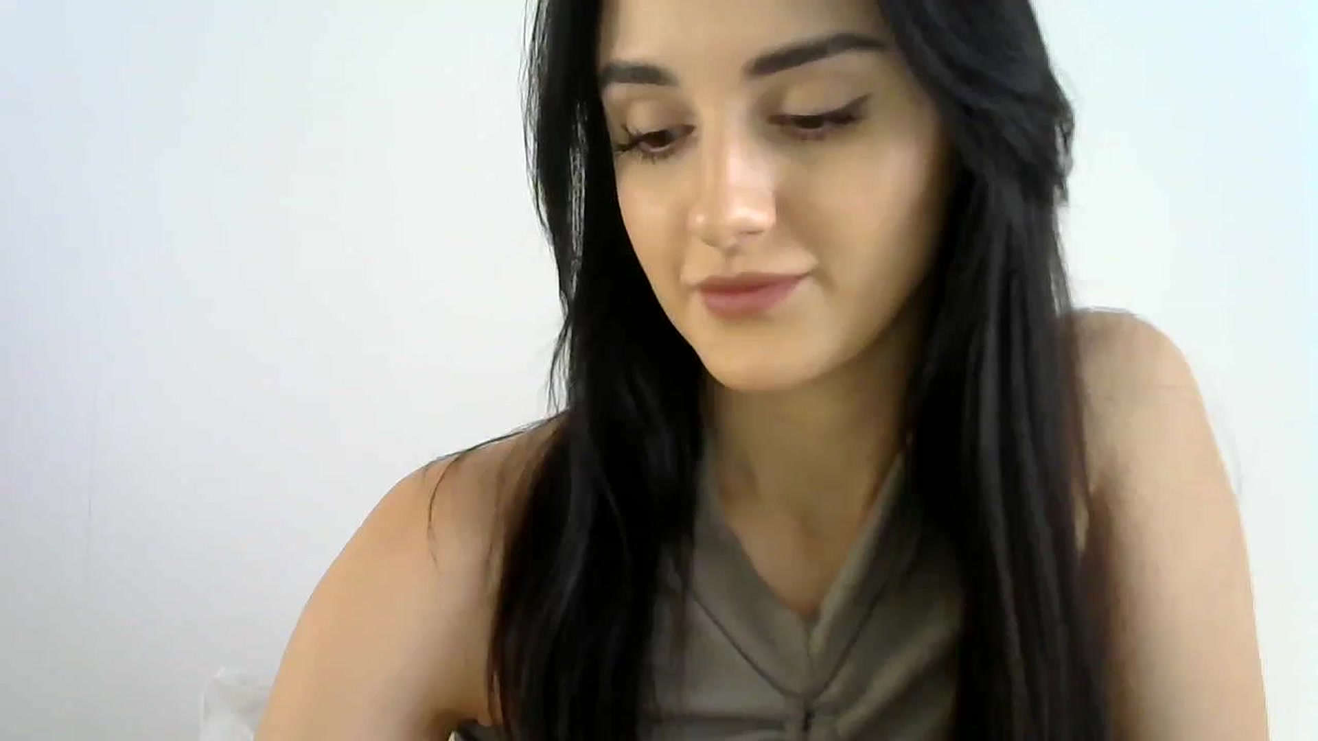 Gallery image thumbnail from DreamyKitty69's myfreecams stream on, 06/18/2024, 15:36 image 8 of 20