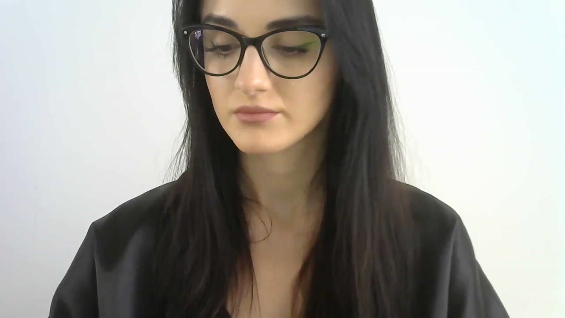 Gallery image thumbnail from DreamyKitty69's myfreecams stream on, 06/25/2024, 15:06 image 12 of 20