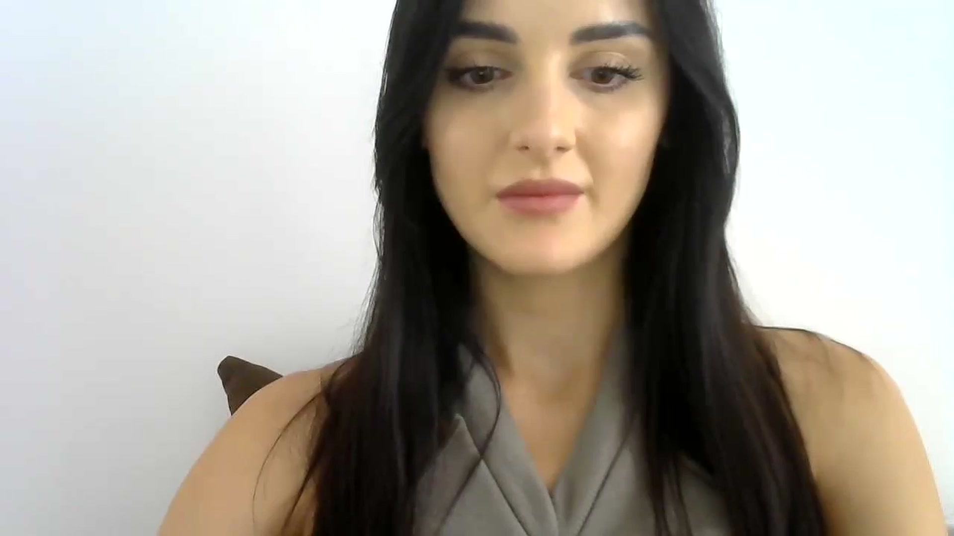 Gallery image thumbnail from DreamyKitty69's myfreecams stream on, 08/05/2024, 14:33 image 18 of 20