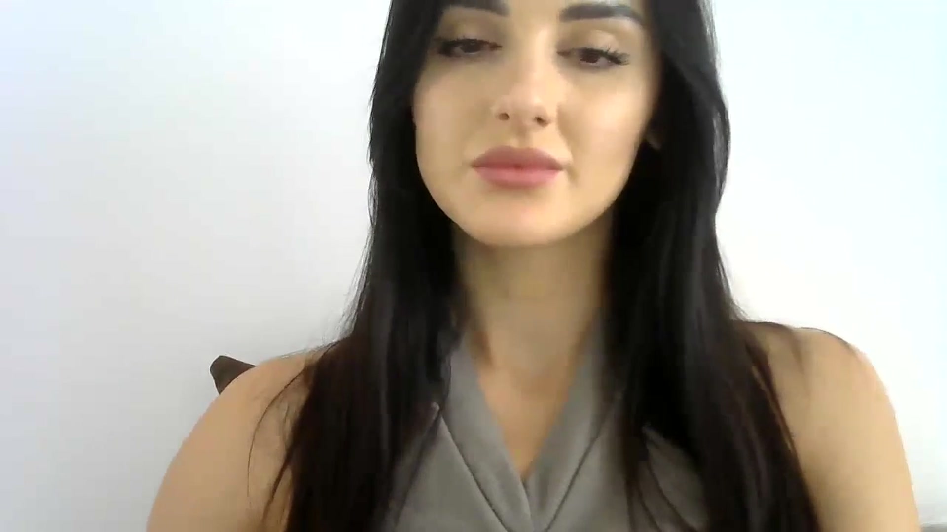 Gallery image thumbnail from DreamyKitty69's myfreecams stream on, 08/05/2024, 14:33 image 16 of 20