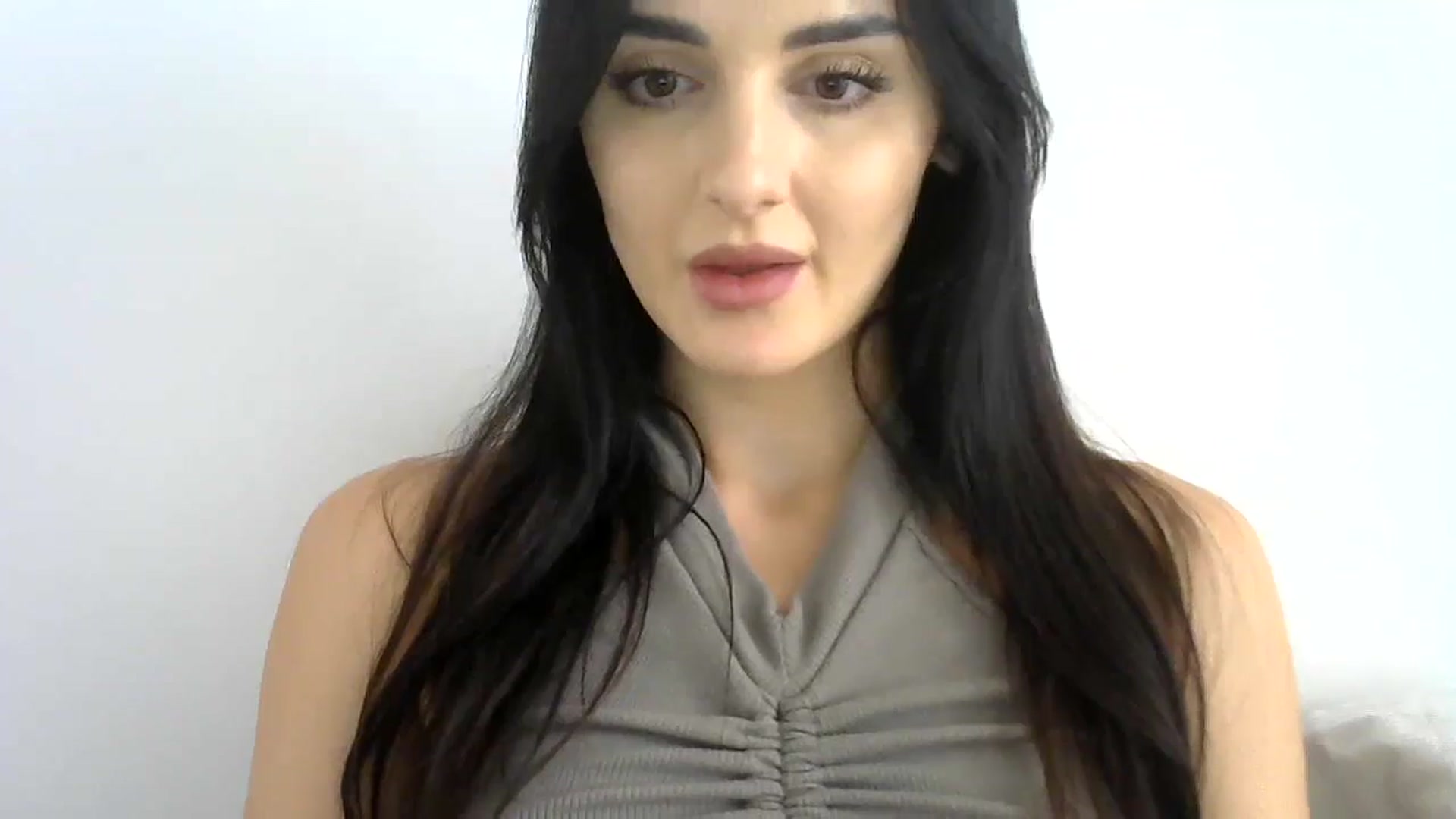 Gallery image thumbnail from DreamyKitty69's myfreecams stream on, 08/05/2024, 15:29 image 6 of 20