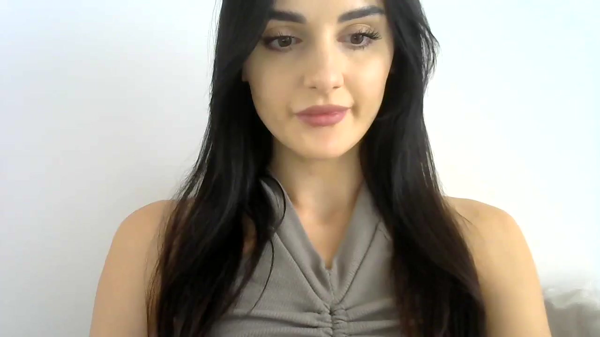 Gallery image thumbnail from DreamyKitty69's myfreecams stream on, 08/05/2024, 15:29 image 2 of 20