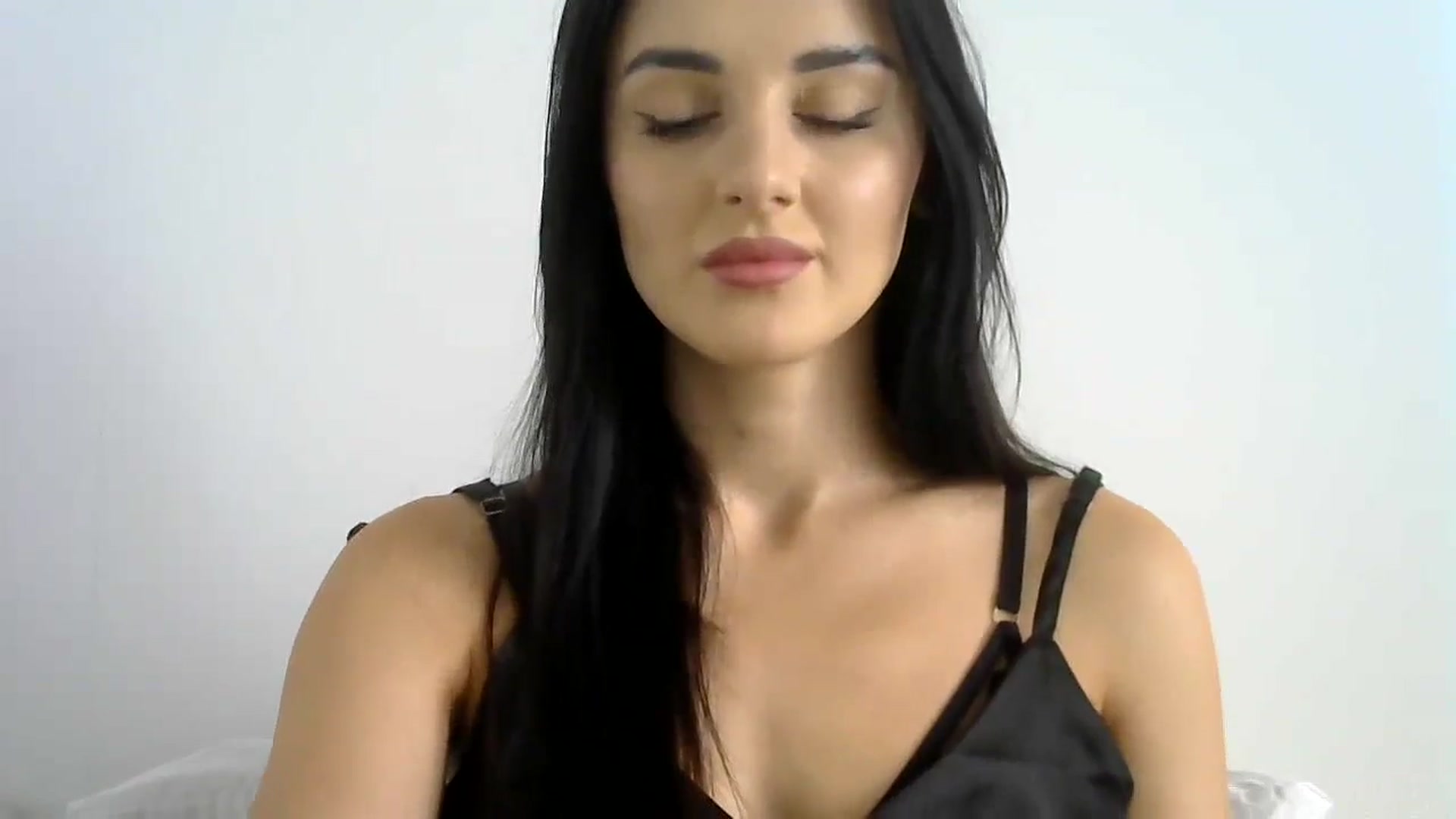 Gallery image thumbnail from DreamyKitty69's myfreecams stream on, 09/04/2024, 11:00 image 20 of 20