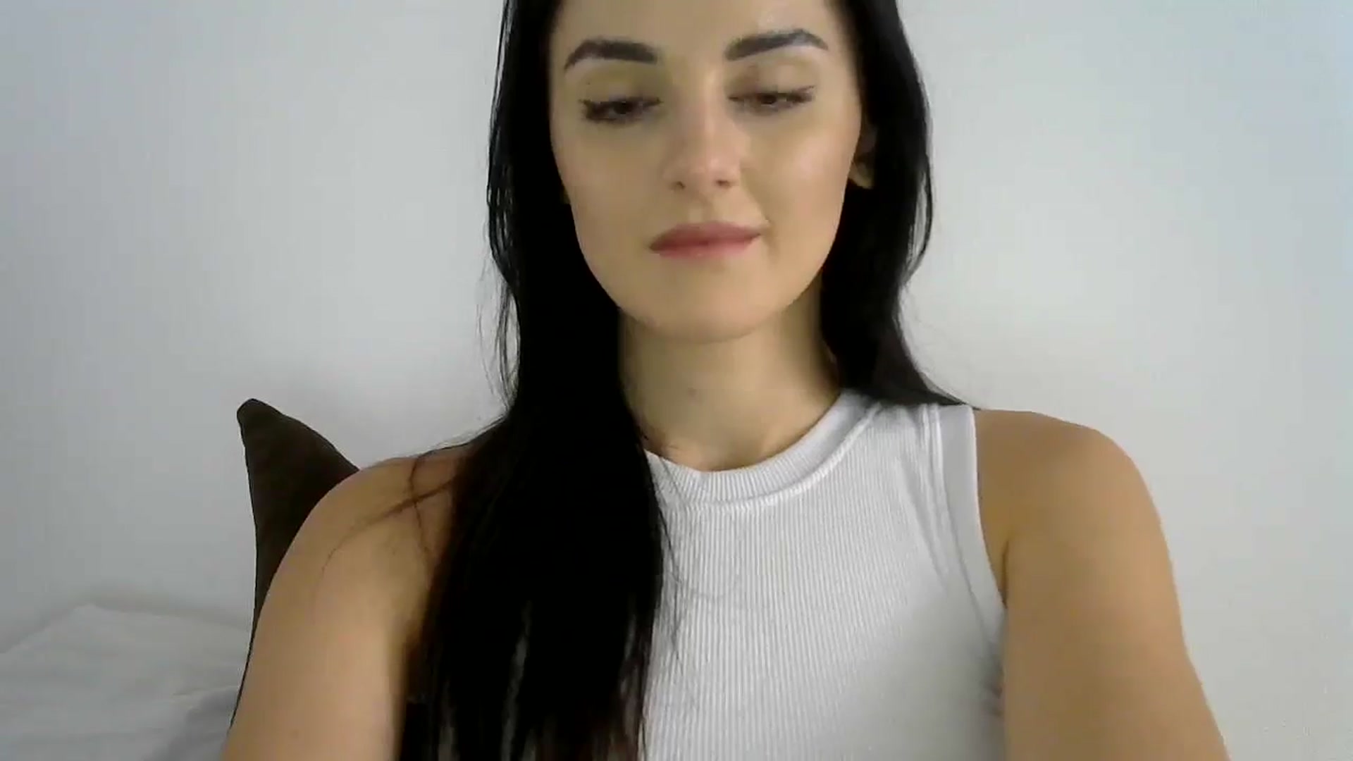Gallery image thumbnail from DreamyKitty69's myfreecams stream on, 09/05/2024, 15:23 image 14 of 20
