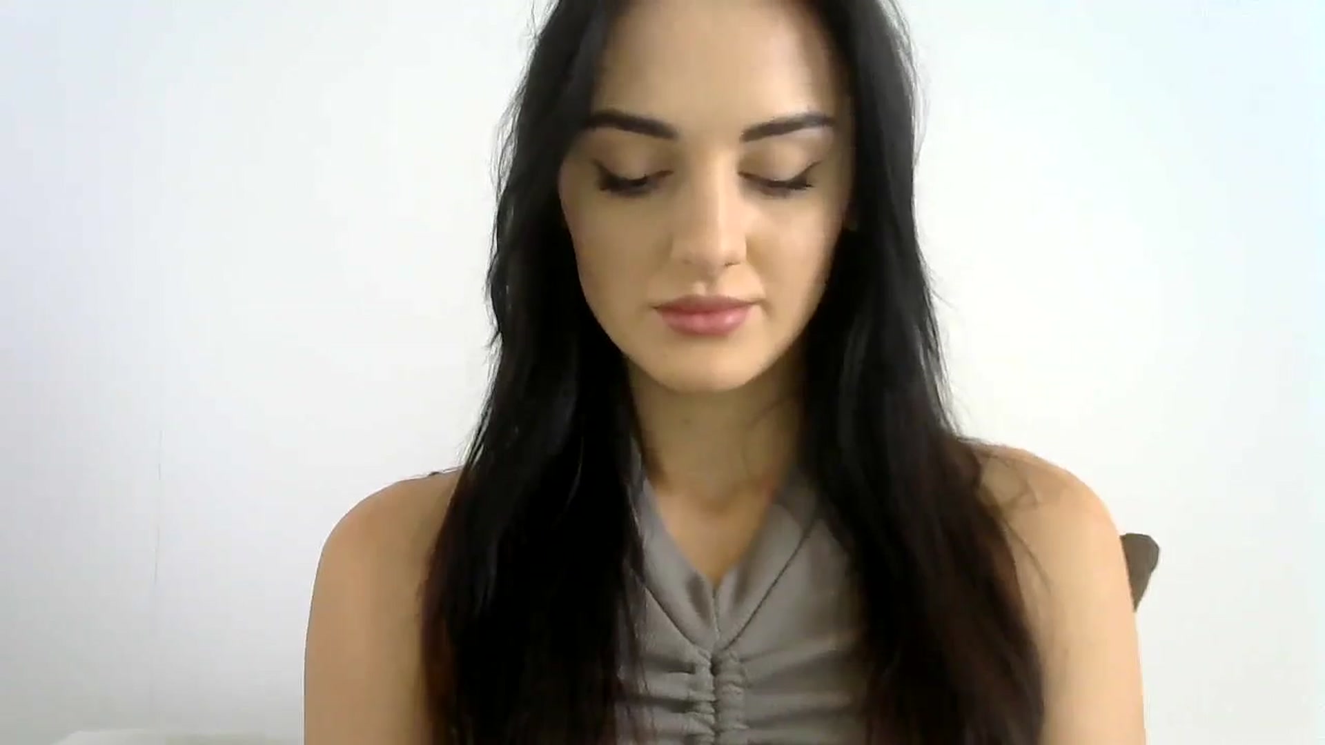 Gallery image thumbnail from DreamyKitty69's myfreecams stream on, 09/06/2024, 12:03 image 8 of 20