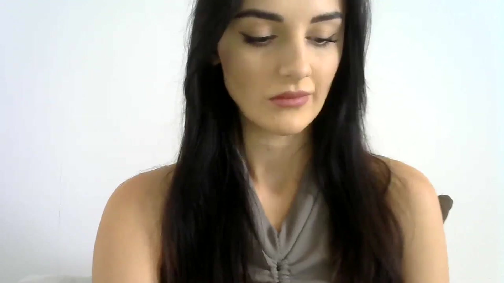 Gallery image thumbnail from DreamyKitty69's myfreecams stream on, 09/06/2024, 12:03 image 9 of 20
