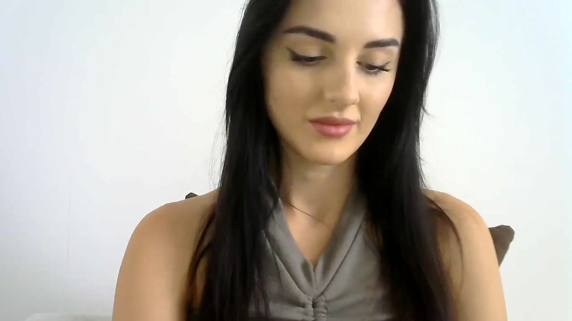 Gallery image thumbnail from DreamyKitty69's myfreecams stream on, 09/06/2024, 12:03 image 13 of 20