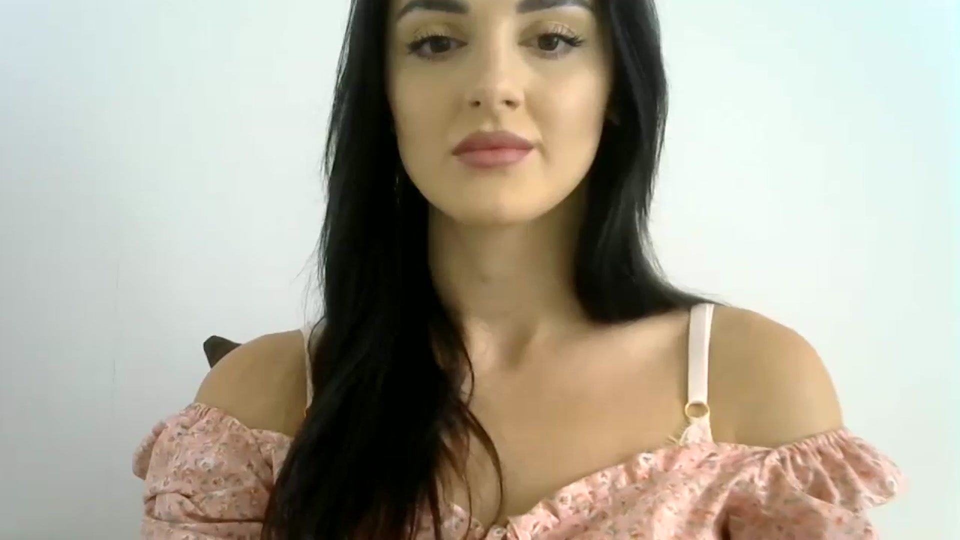 Gallery image thumbnail from DreamyKitty69's myfreecams stream on, 09/09/2024, 10:35 image 10 of 20