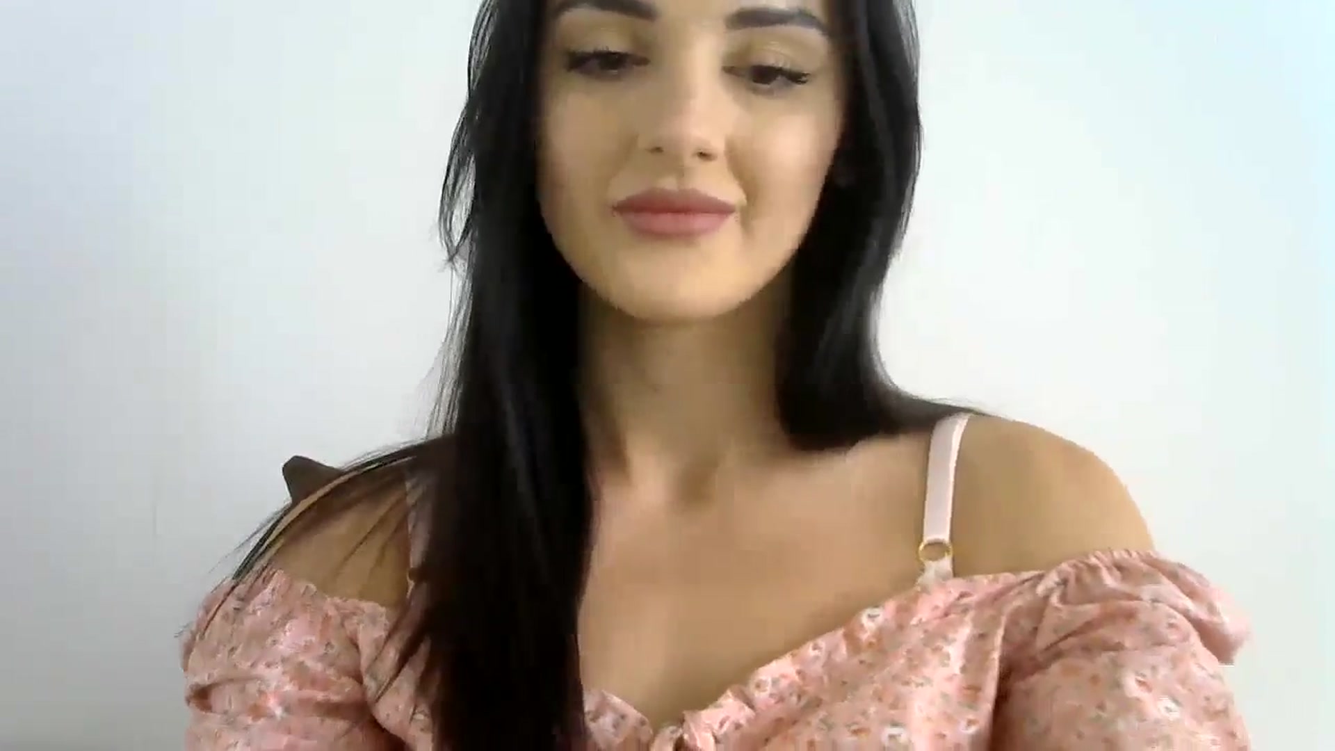 Gallery image thumbnail from DreamyKitty69's myfreecams stream on, 09/09/2024, 10:35 image 13 of 20