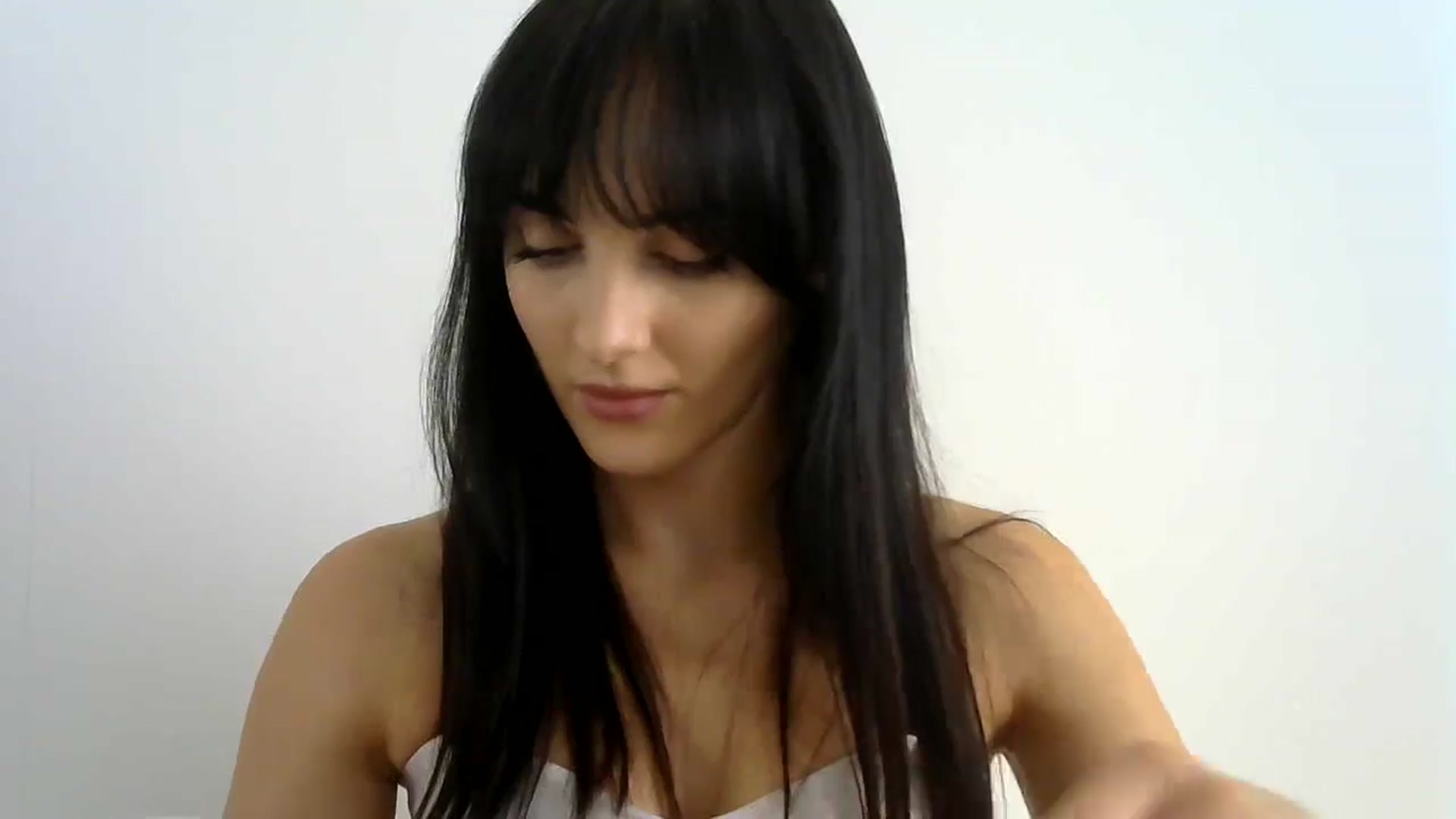 Gallery image thumbnail from DreamyKitty69's myfreecams stream on, 09/12/2024, 10:19 image 2 of 20