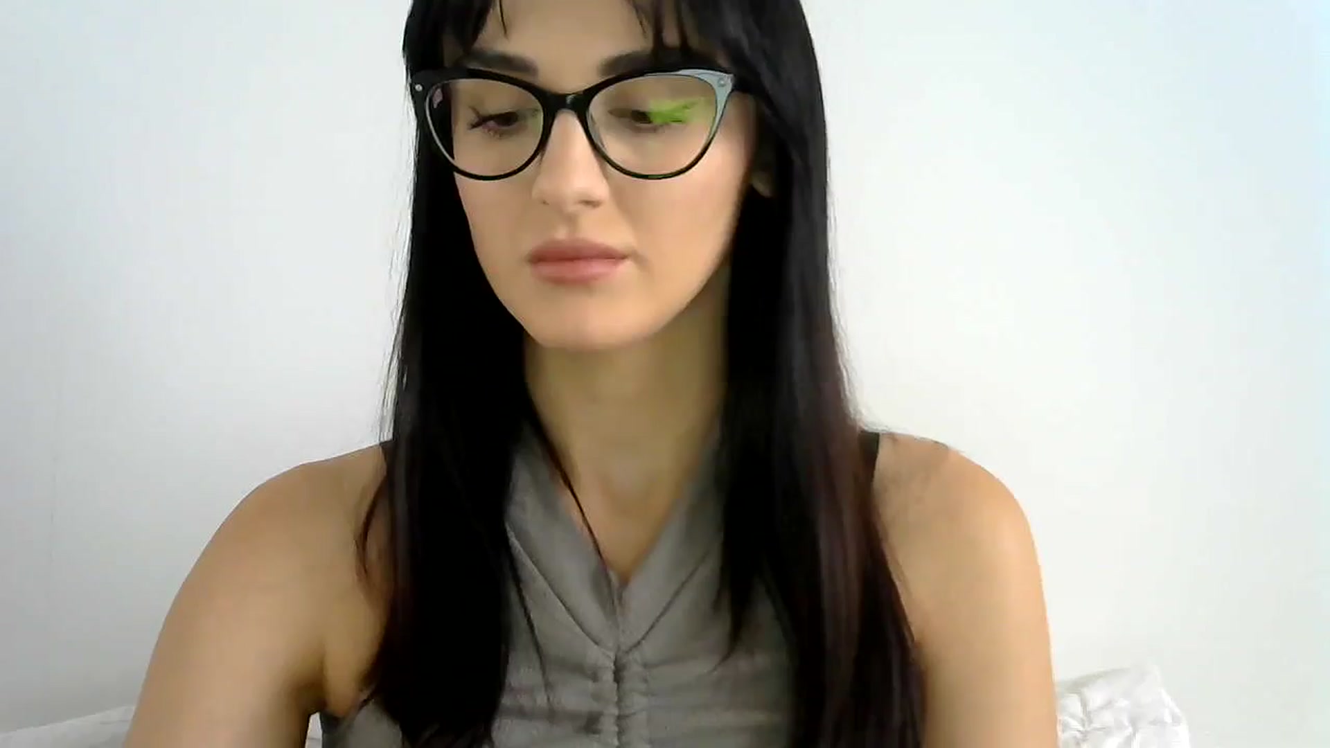 Gallery image thumbnail from DreamyKitty69's myfreecams stream on, 09/15/2024, 14:33 image 6 of 20