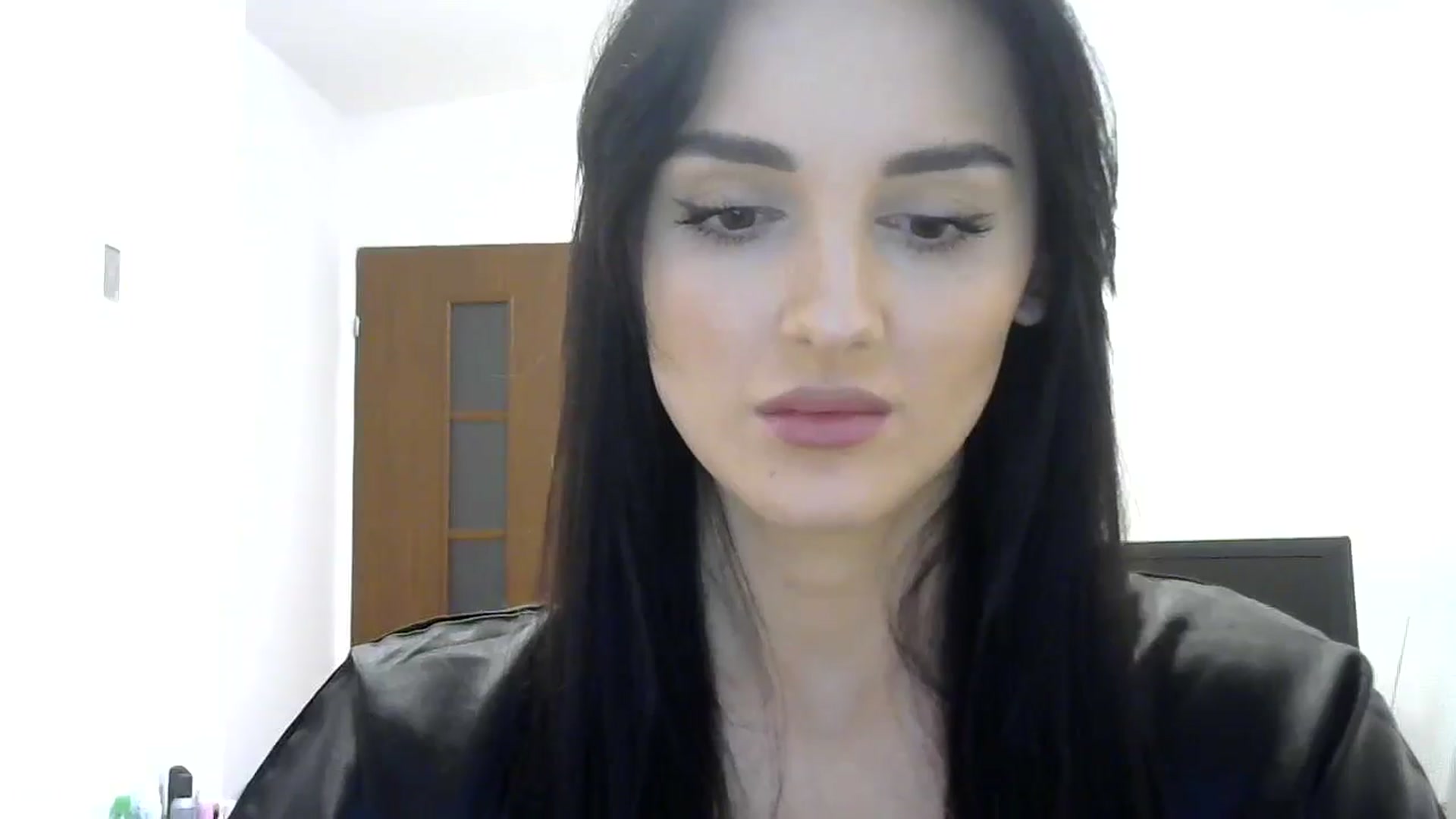 Gallery image thumbnail from DreamyKitty69's myfreecams stream on, 09/26/2024, 16:51 image 13 of 20
