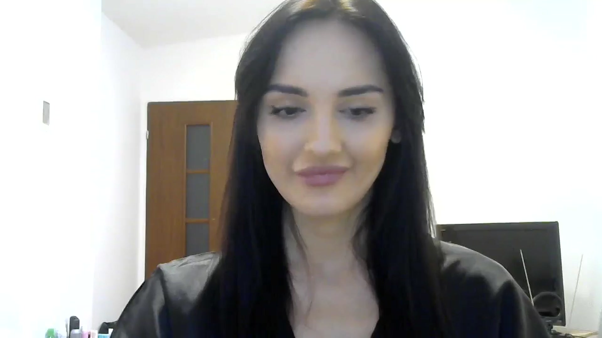 Gallery image thumbnail from DreamyKitty69's myfreecams stream on, 09/26/2024, 16:51 image 12 of 20