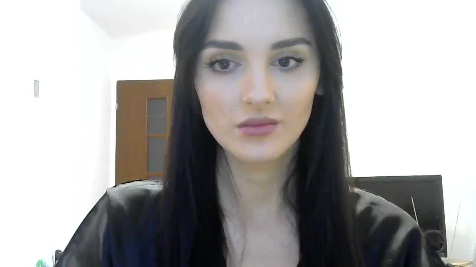 Gallery image thumbnail from DreamyKitty69's myfreecams stream on, 09/26/2024, 16:51 image 11 of 20