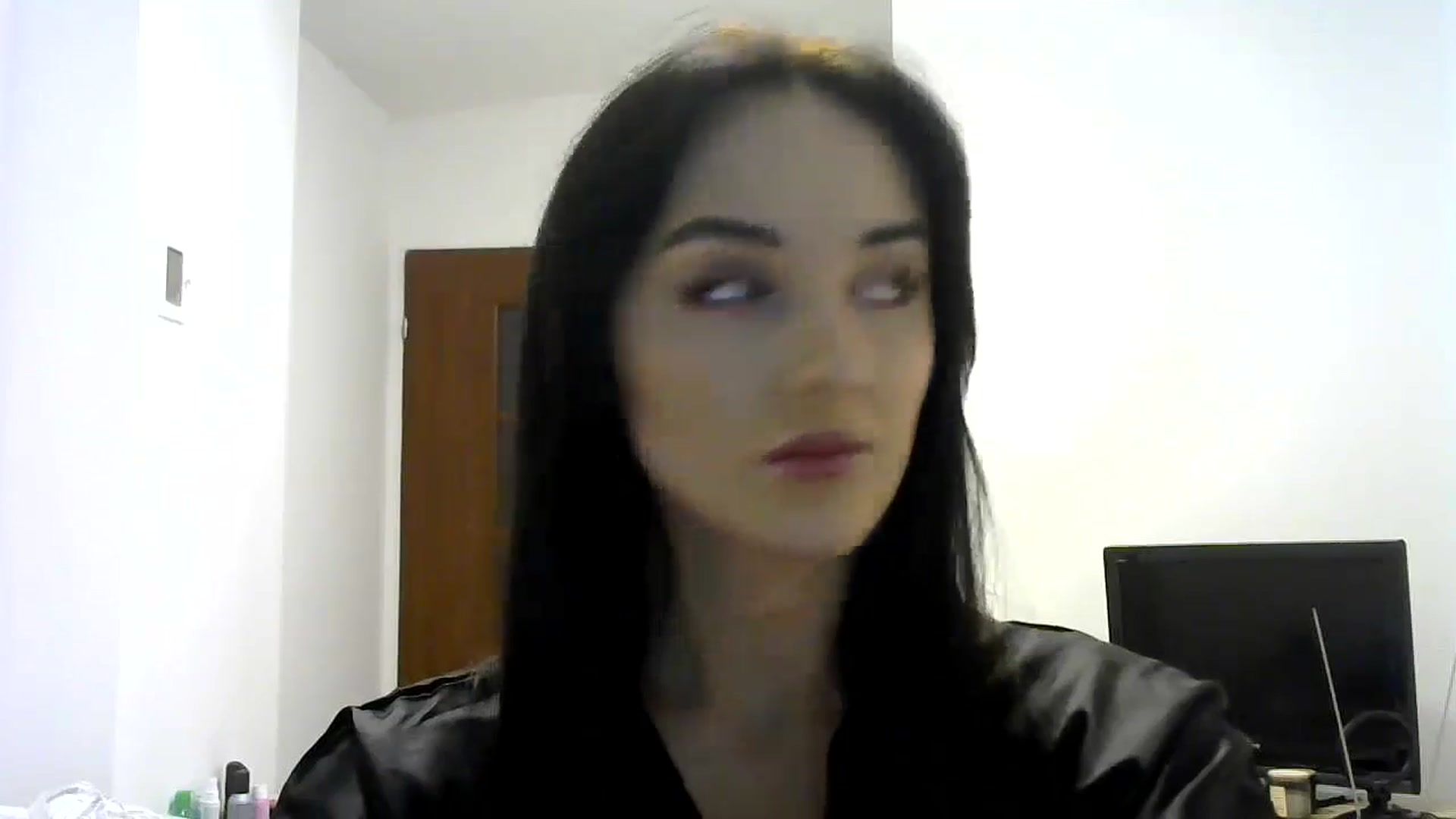 Gallery image thumbnail from DreamyKitty69's myfreecams stream on, 09/26/2024, 17:19 image 12 of 20