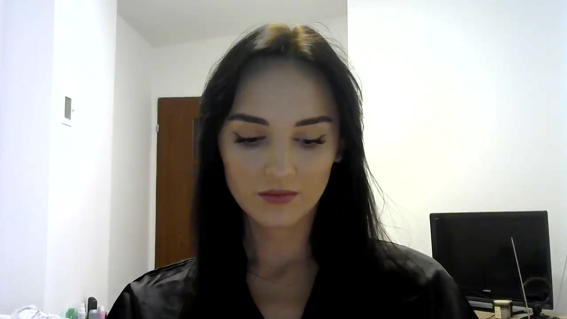 Gallery image thumbnail from DreamyKitty69's myfreecams stream on, 09/26/2024, 17:19 image 8 of 20