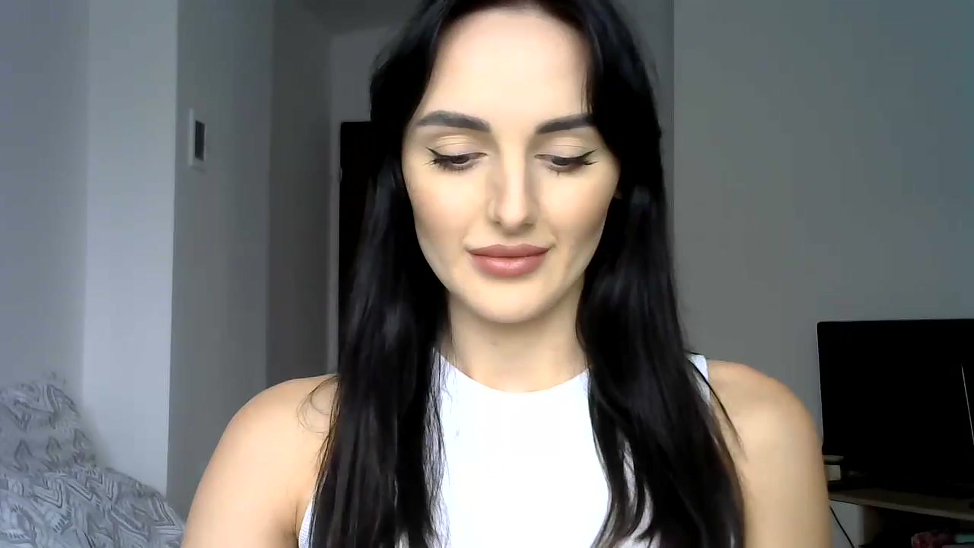 Gallery image thumbnail from DreamyKitty69's myfreecams stream on, 09/27/2024, 10:28 image 1 of 20