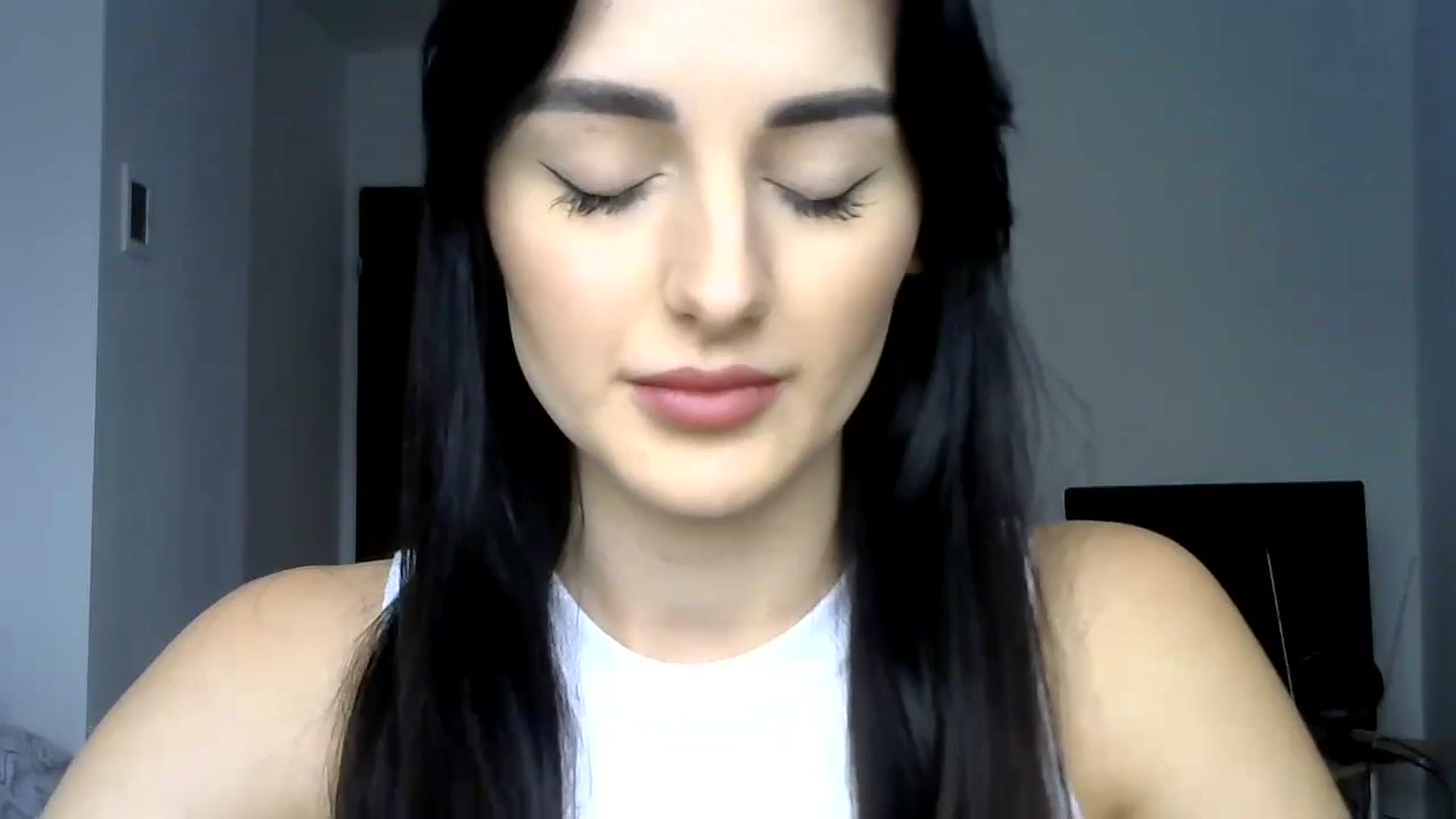 Gallery image thumbnail from DreamyKitty69's myfreecams stream on, 09/27/2024, 12:26 image 10 of 20