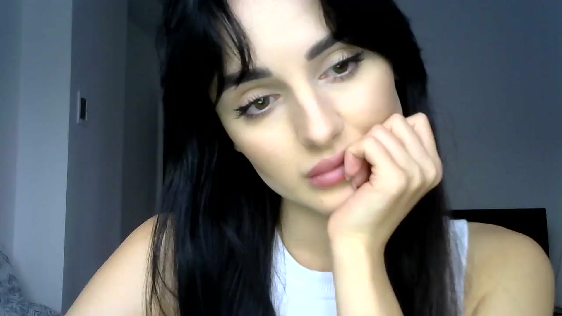 Gallery image thumbnail from DreamyKitty69's myfreecams stream on, 09/27/2024, 15:17 image 8 of 20