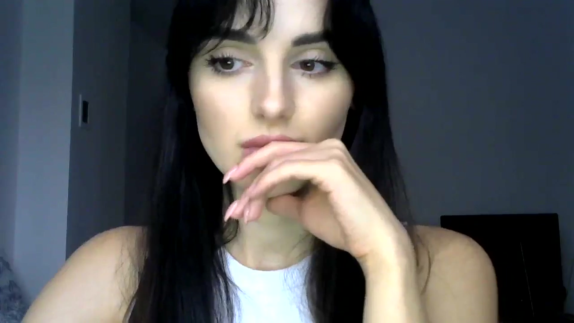 Gallery image thumbnail from DreamyKitty69's myfreecams stream on, 09/27/2024, 15:52 image 16 of 20