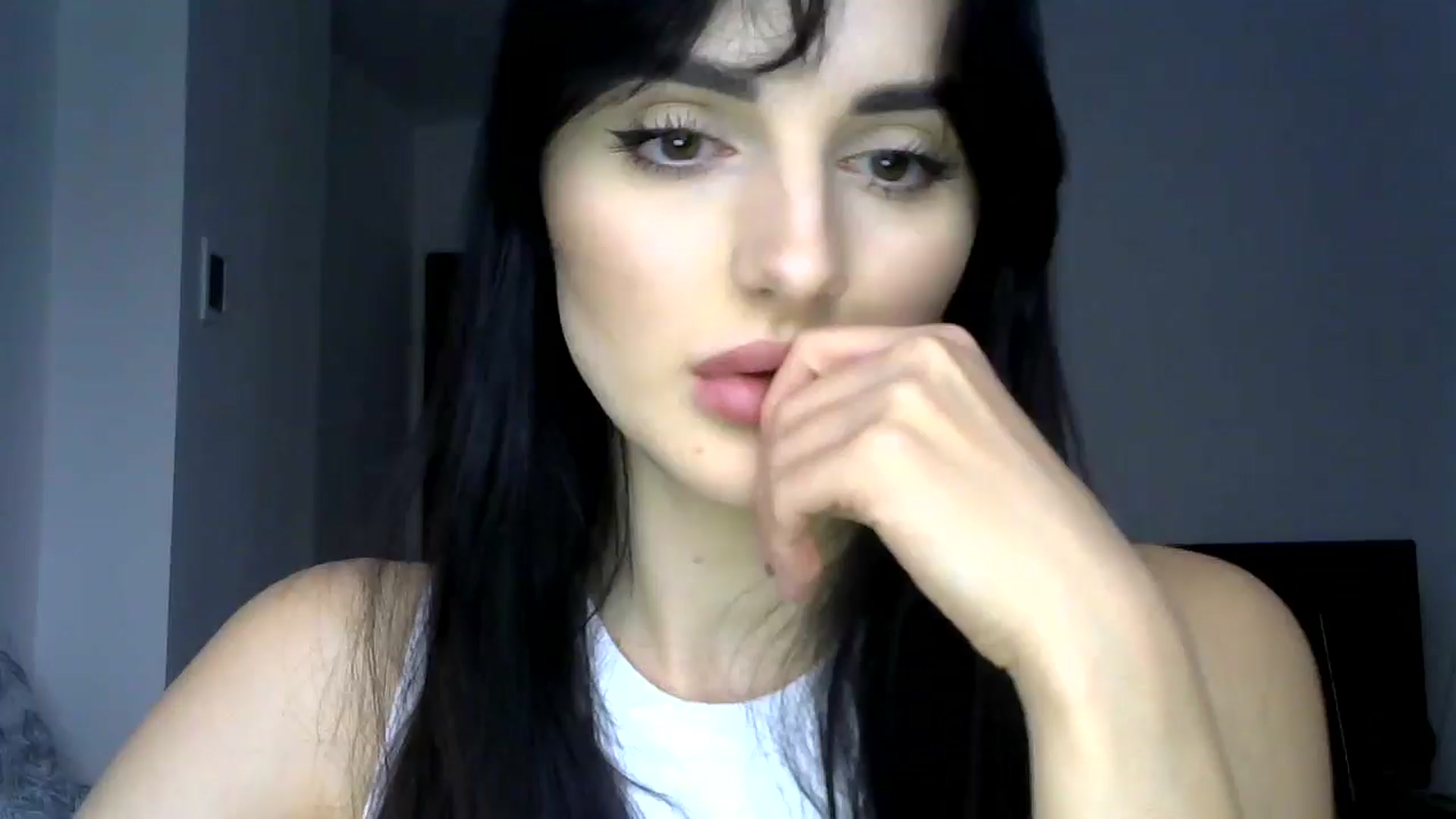Gallery image thumbnail from DreamyKitty69's myfreecams stream on, 09/27/2024, 15:52 image 11 of 20