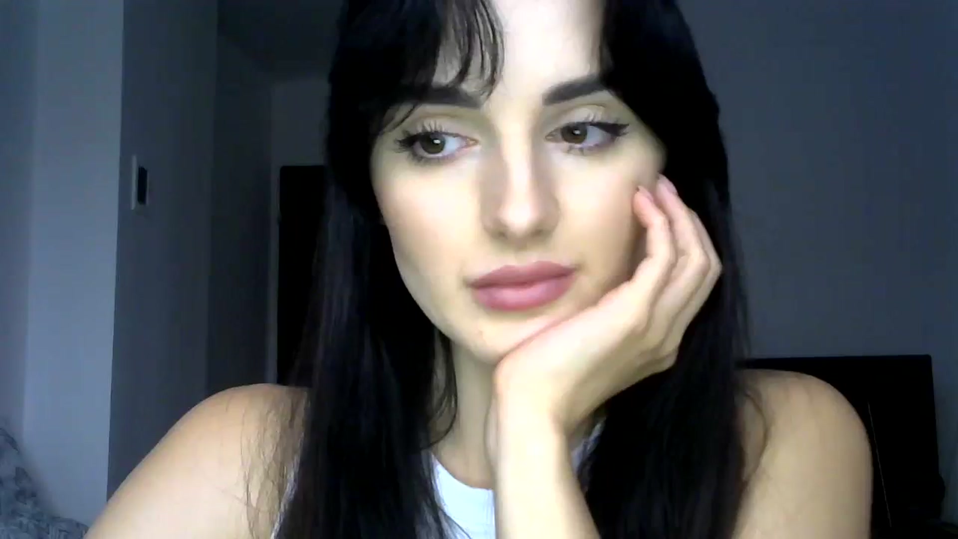 Gallery image thumbnail from DreamyKitty69's myfreecams stream on, 09/27/2024, 15:52 image 15 of 20