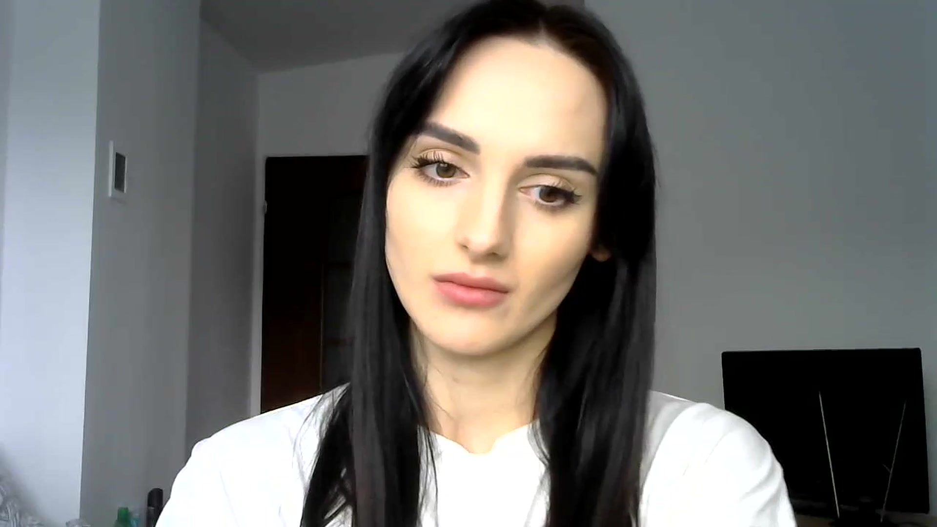 Gallery image thumbnail from DreamyKitty69's myfreecams stream on, 09/30/2024, 13:35 image 12 of 20