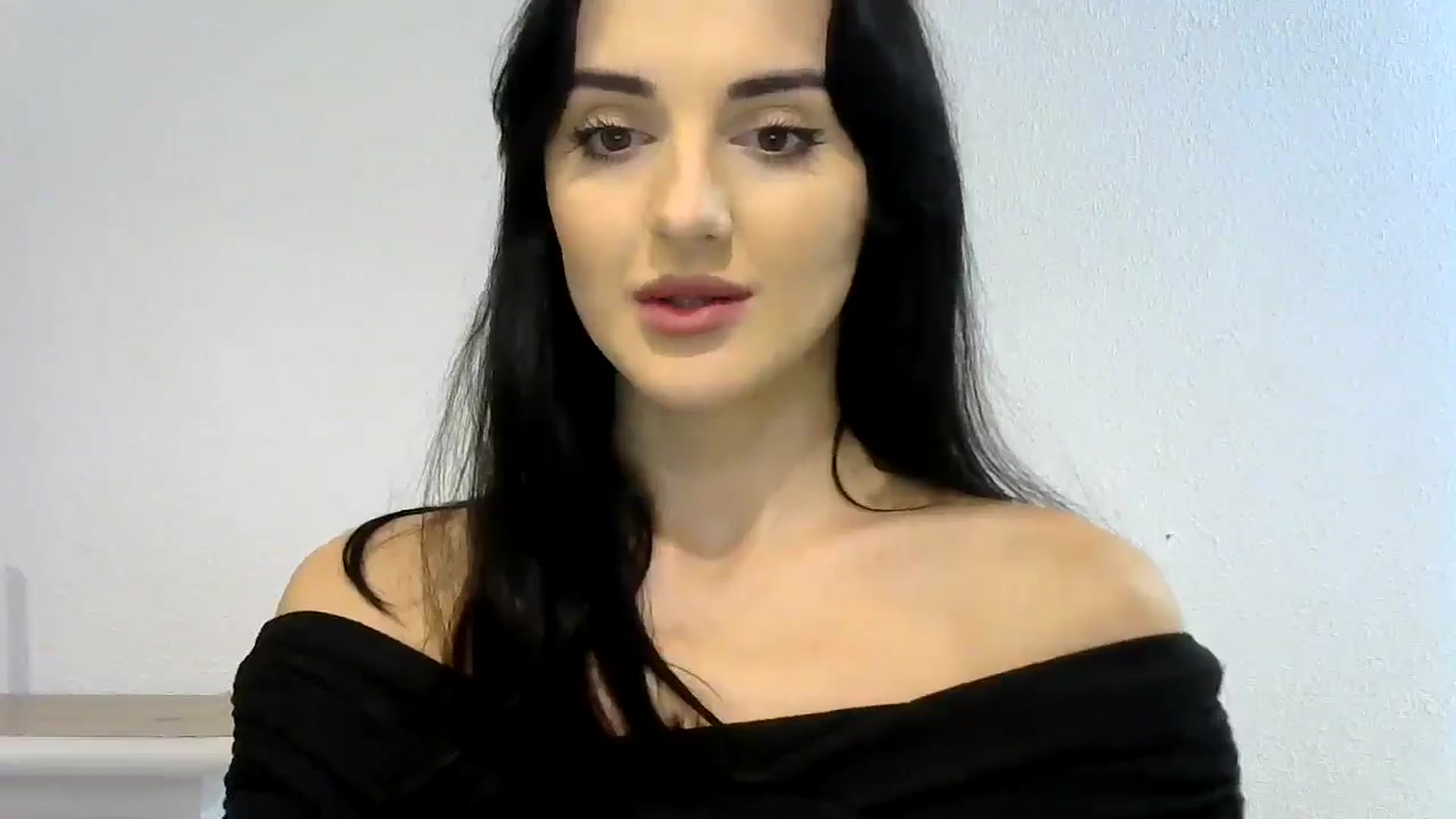 Gallery image thumbnail from DreamyKitty69's myfreecams stream on, 10/31/2024, 11:38 image 19 of 20