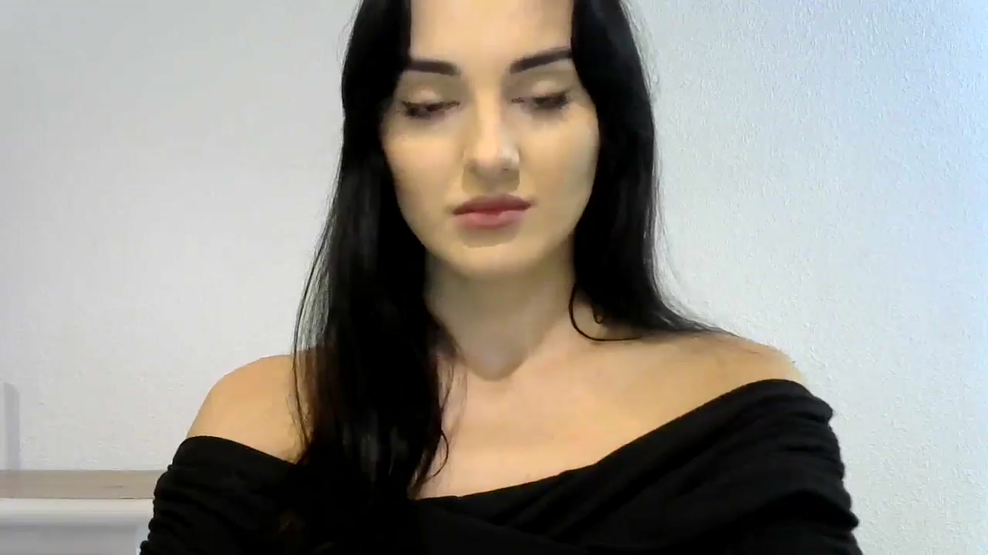 Gallery image thumbnail from DreamyKitty69's myfreecams stream on, 10/31/2024, 11:38 image 20 of 20