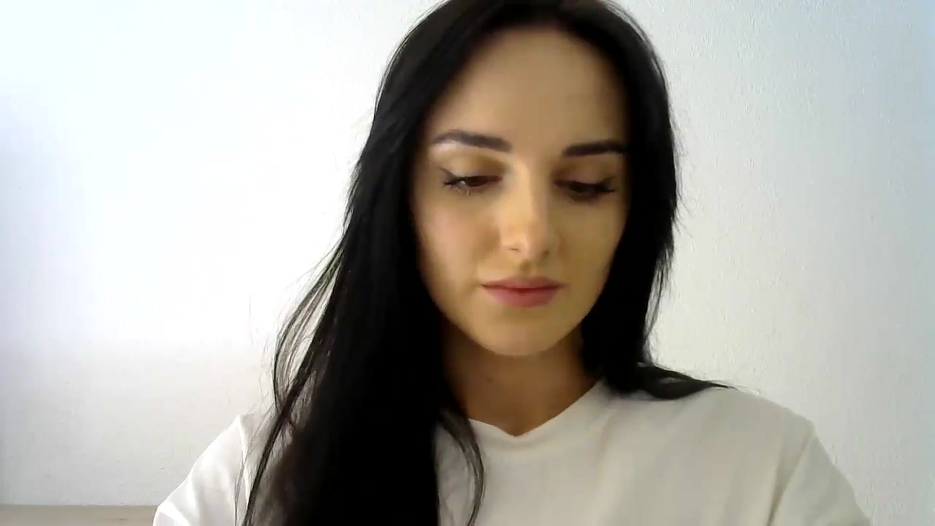 Gallery image thumbnail from DreamyKitty69's myfreecams stream on, 11/17/2024, 12:55 image 3 of 20