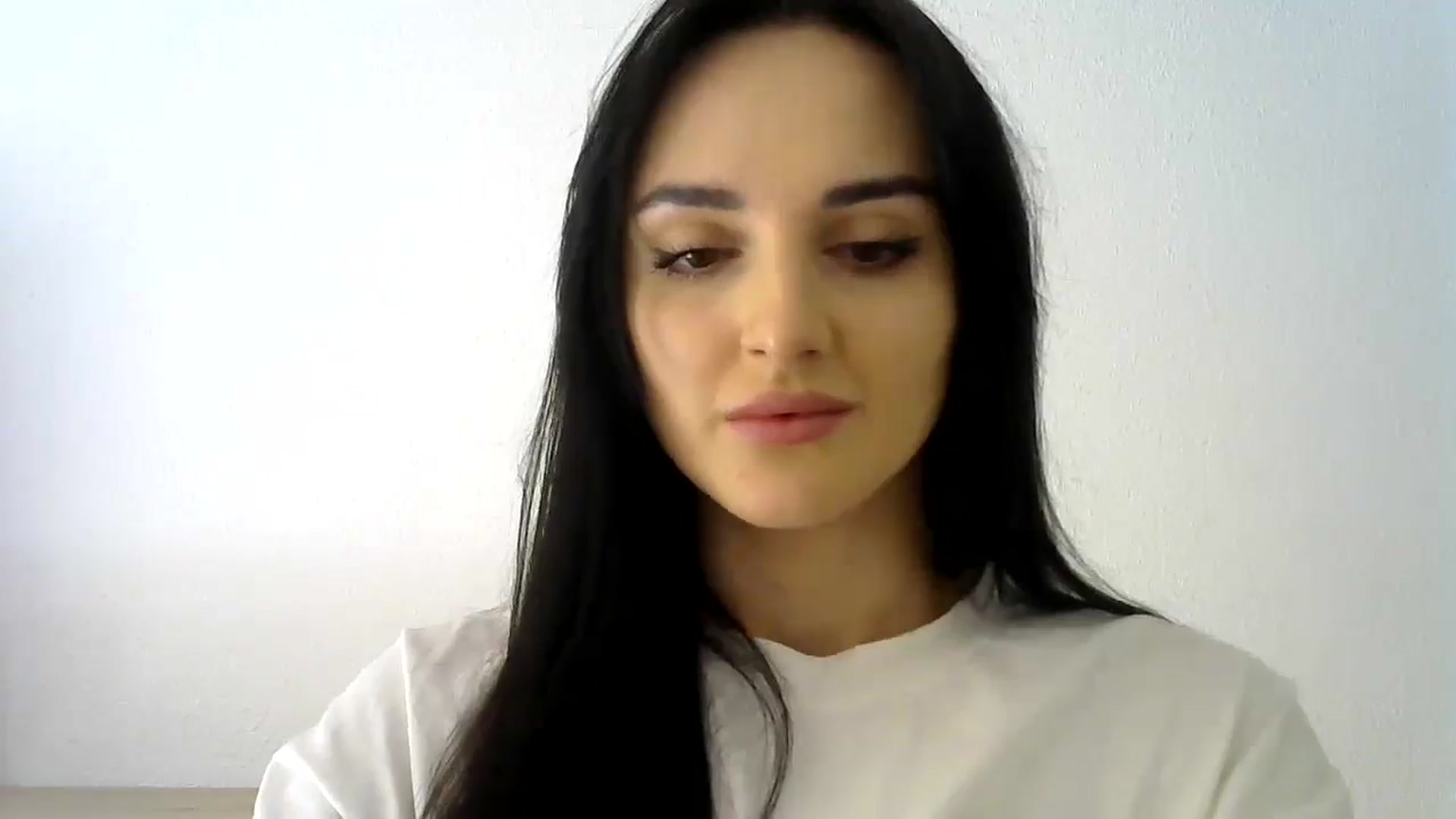 Gallery image thumbnail from DreamyKitty69's myfreecams stream on, 11/17/2024, 12:55 image 18 of 20