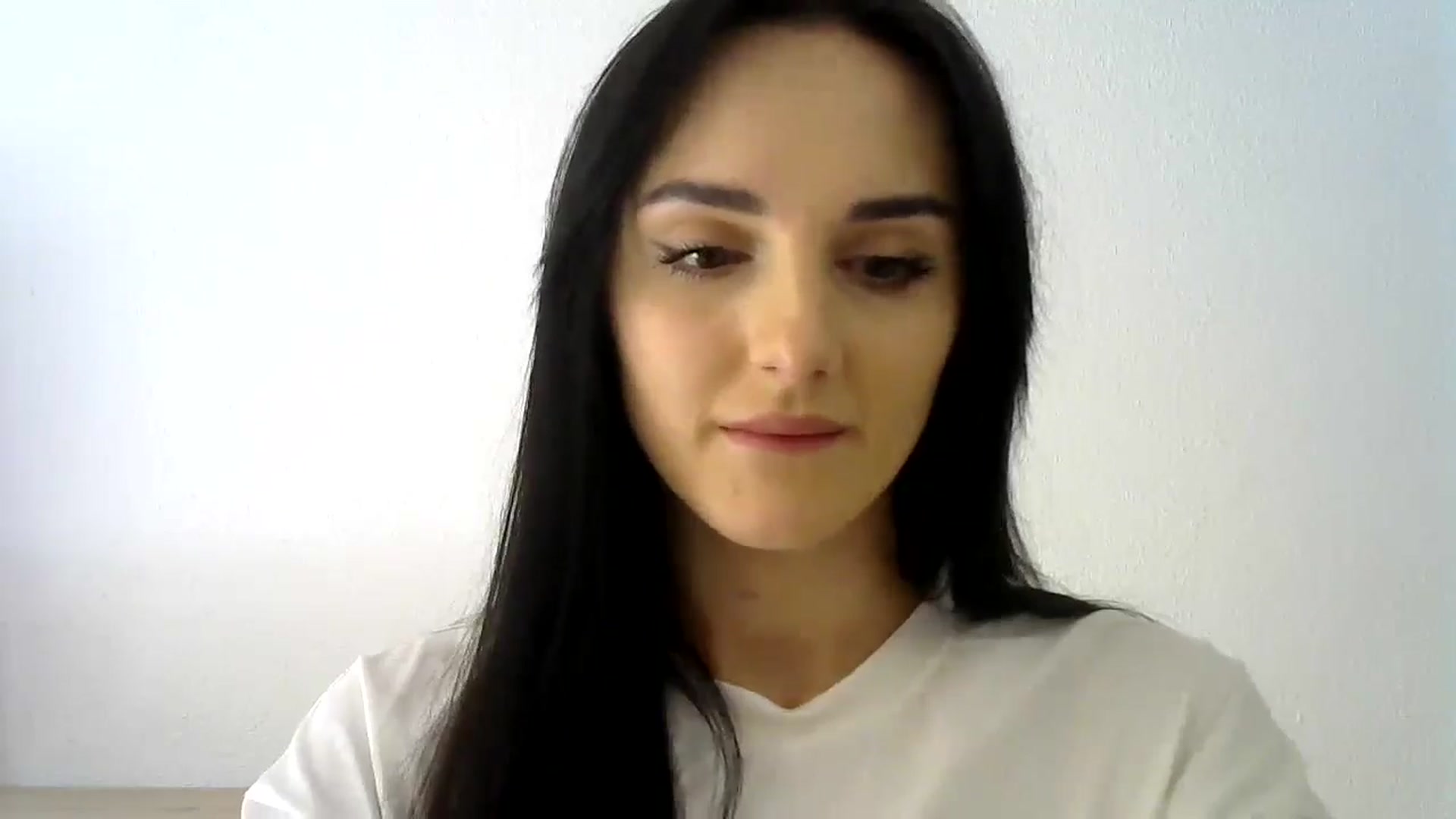 Gallery image thumbnail from DreamyKitty69's myfreecams stream on, 11/17/2024, 12:55 image 11 of 20