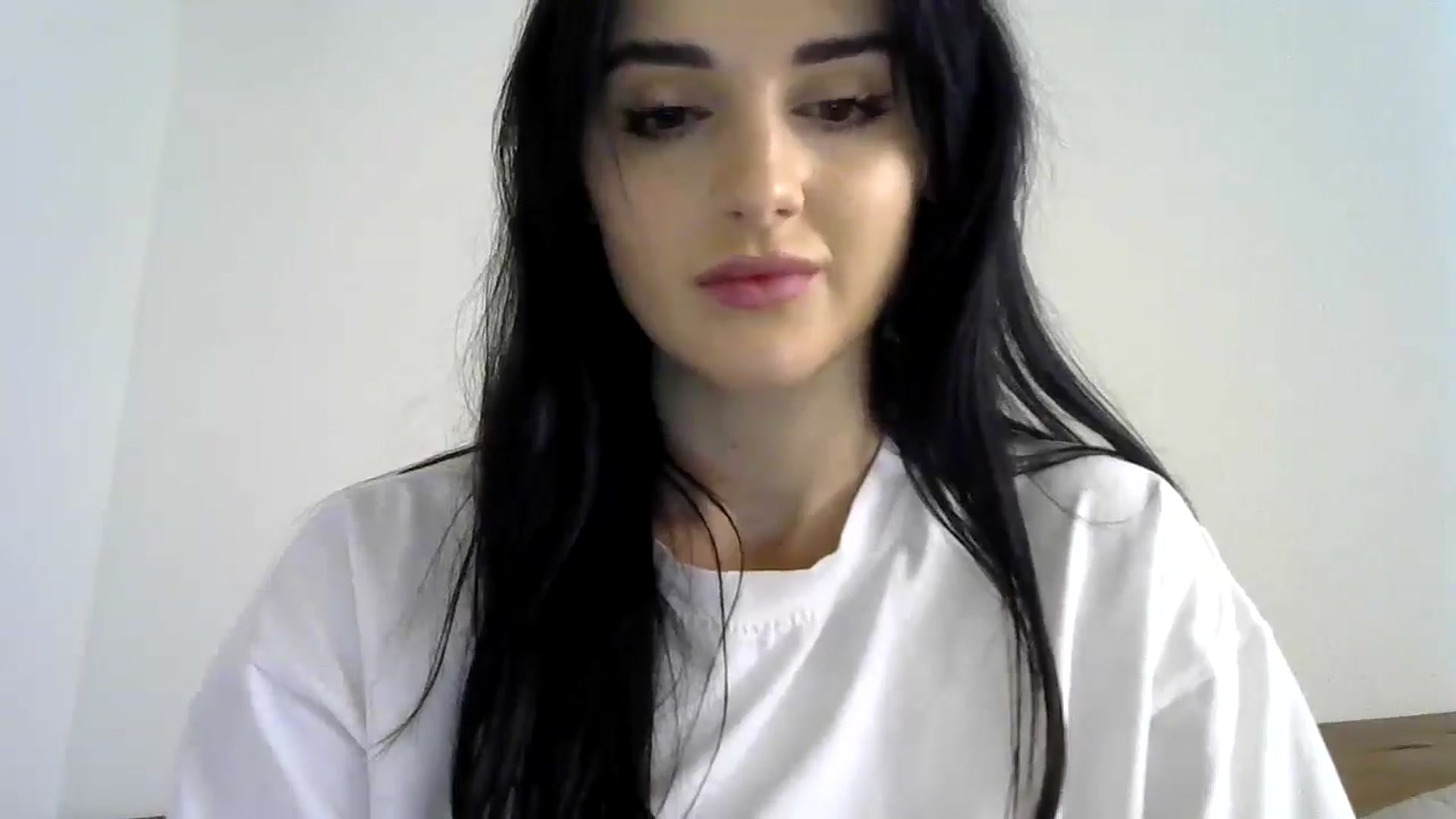 Gallery image thumbnail from DreamyKitty69's myfreecams stream on, 11/17/2024, 13:58 image 18 of 20