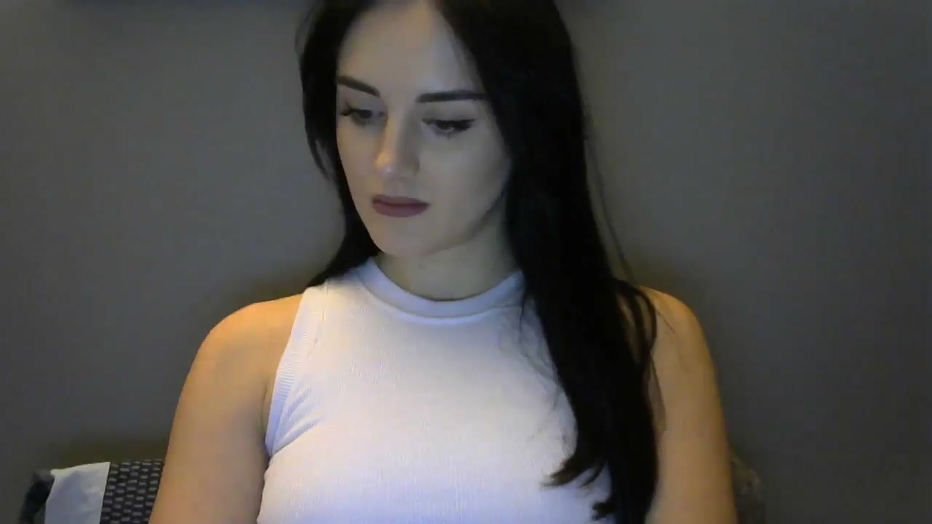 Gallery image thumbnail from DreamyKitty69's myfreecams stream on, 01/15/2025, 16:55 image 18 of 20