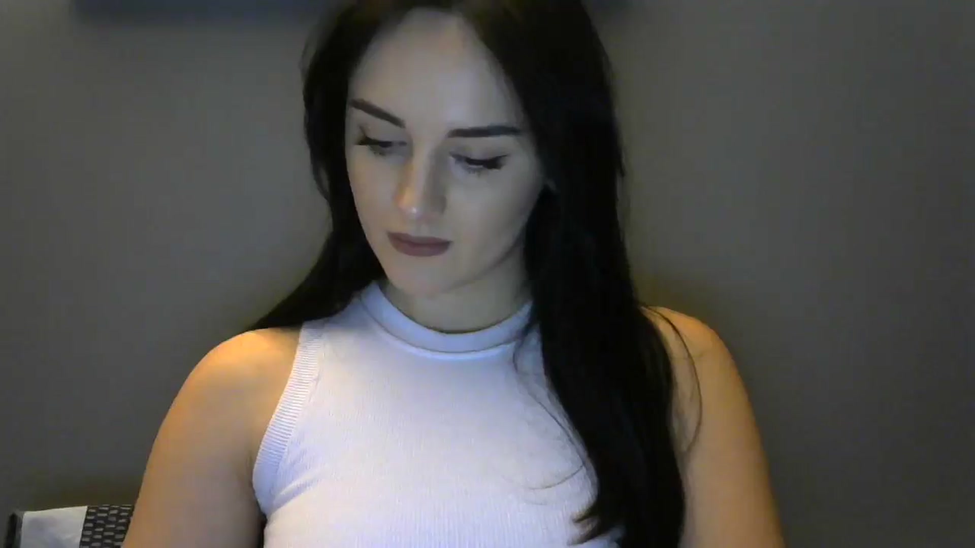 Gallery image thumbnail from DreamyKitty69's myfreecams stream on, 01/15/2025, 16:55 image 12 of 20