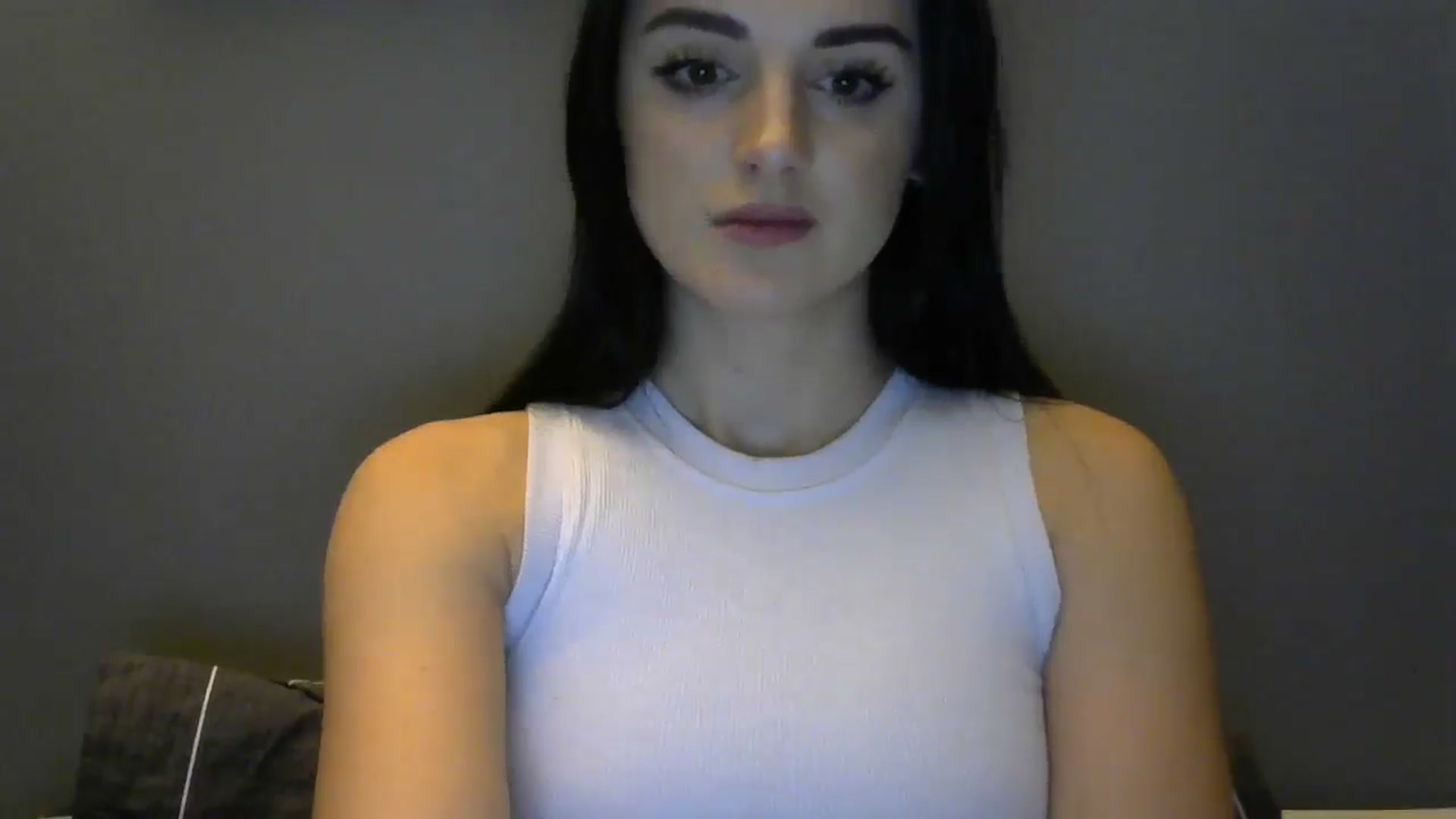 Gallery image thumbnail from DreamyKitty69's myfreecams stream on, 01/25/2025, 16:35 image 4 of 20