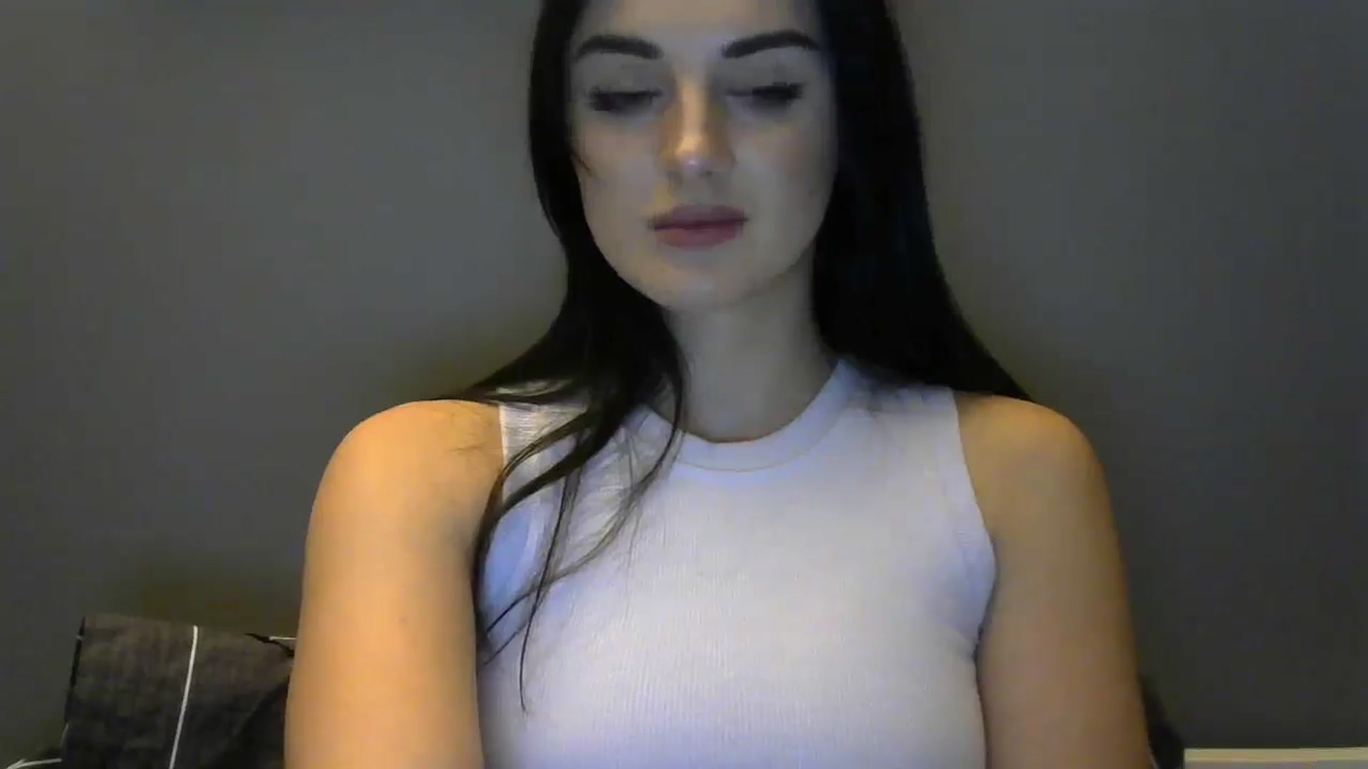 Gallery image thumbnail from DreamyKitty69's myfreecams stream on, 01/25/2025, 16:54 image 4 of 20