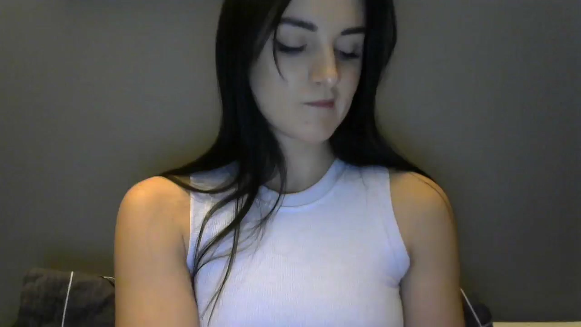 Gallery image thumbnail from DreamyKitty69's myfreecams stream on, 01/25/2025, 16:54 image 18 of 20