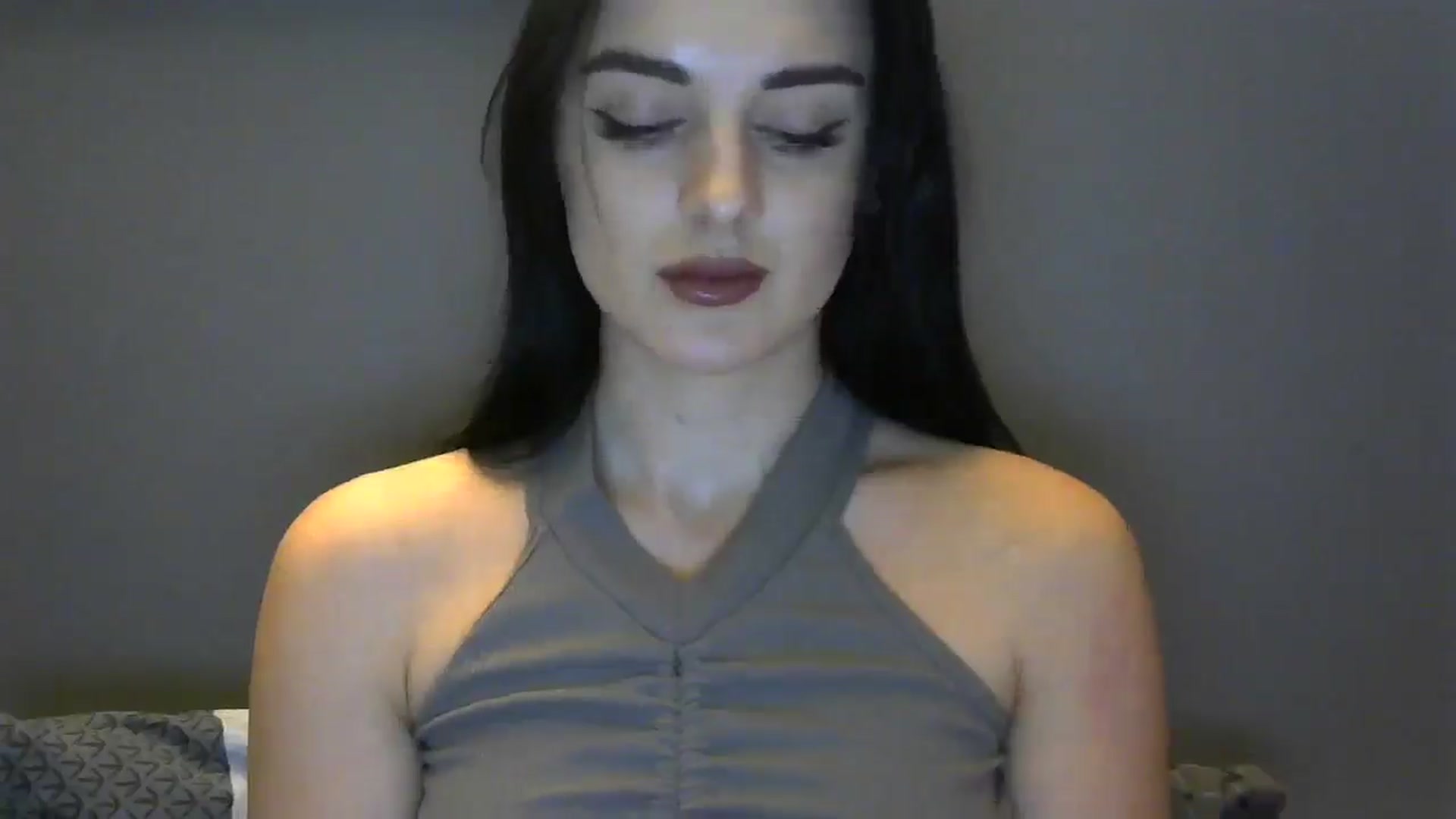 Gallery image thumbnail from DreamyKitty69's myfreecams stream on, 02/01/2025, 15:37 image 10 of 20