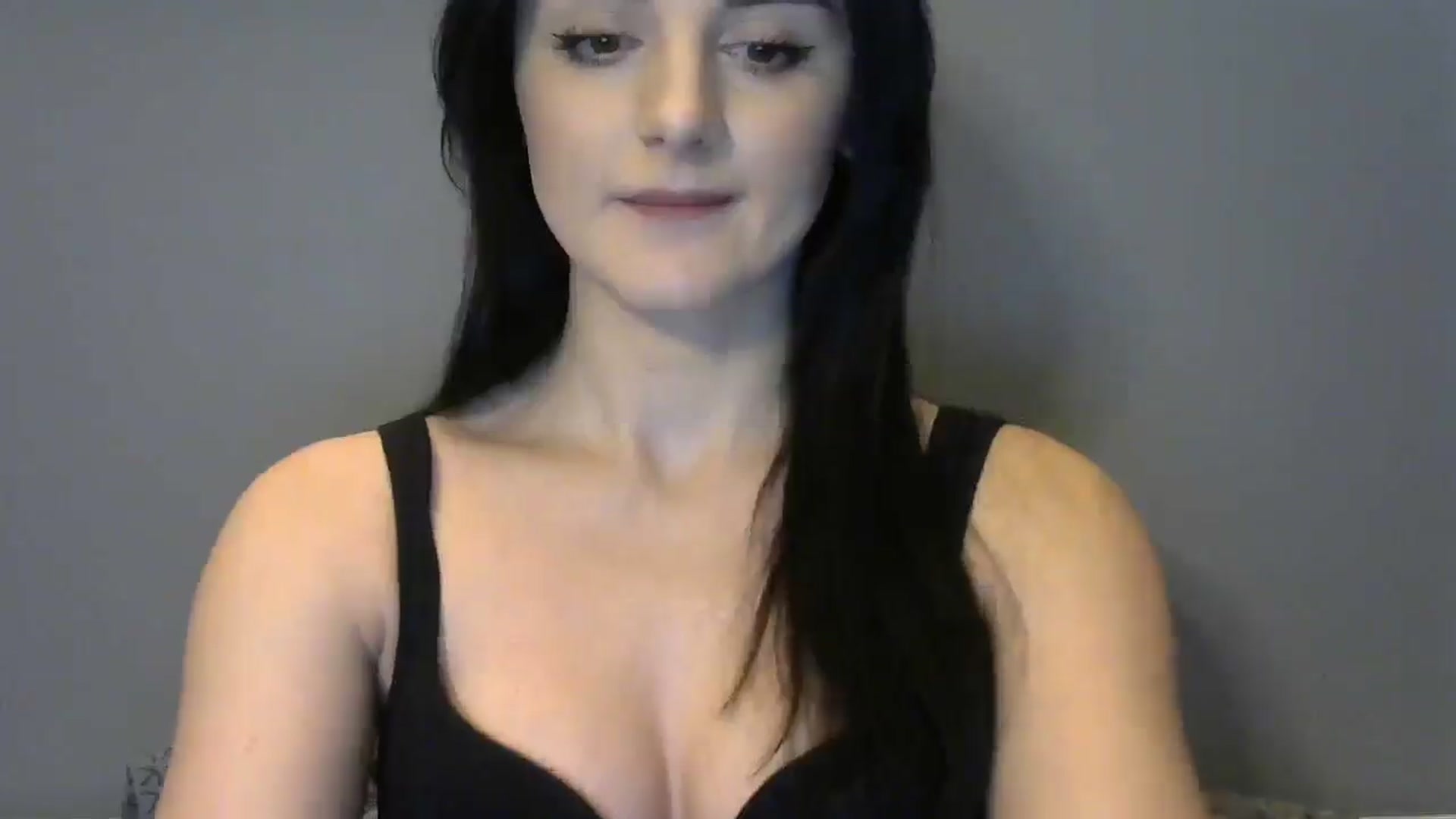 Gallery image thumbnail from DreamyKitty69's myfreecams stream on, 02/06/2025, 16:52 image 5 of 20