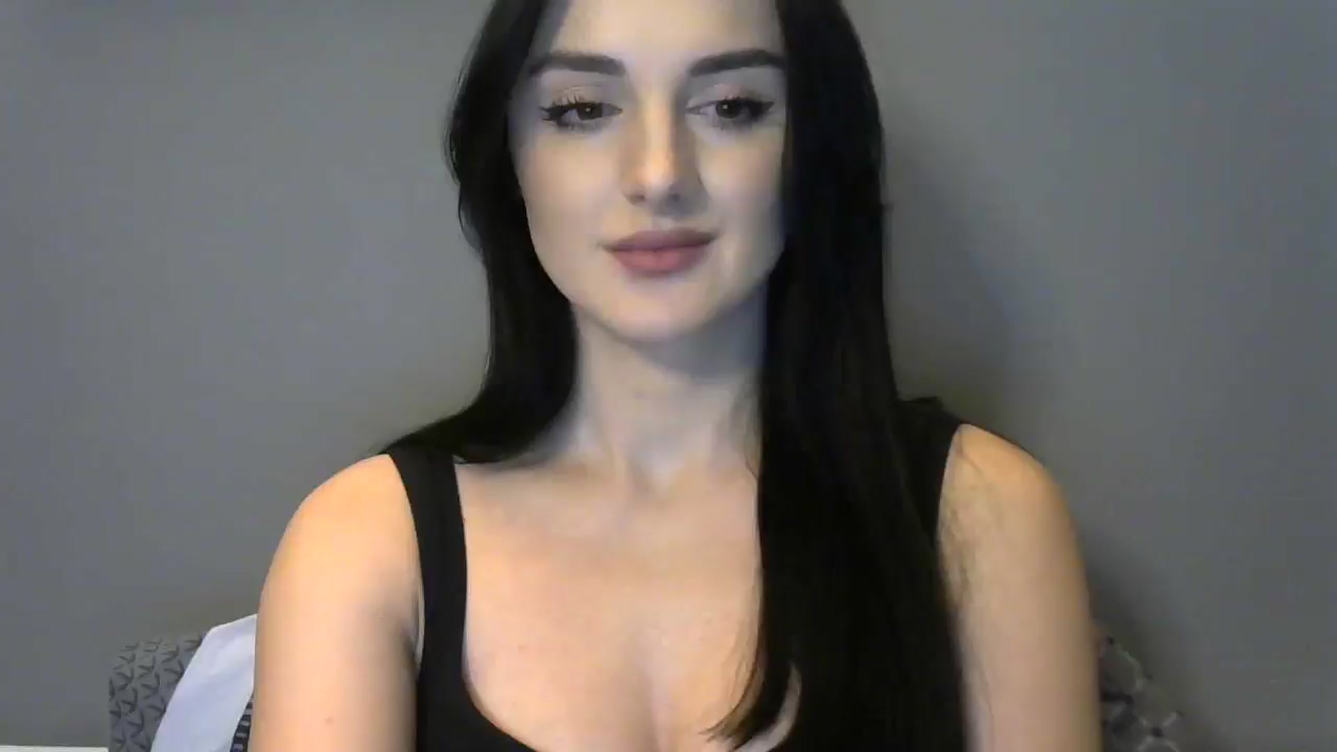 Gallery image thumbnail from DreamyKitty69's myfreecams stream on, 02/06/2025, 17:39 image 10 of 20
