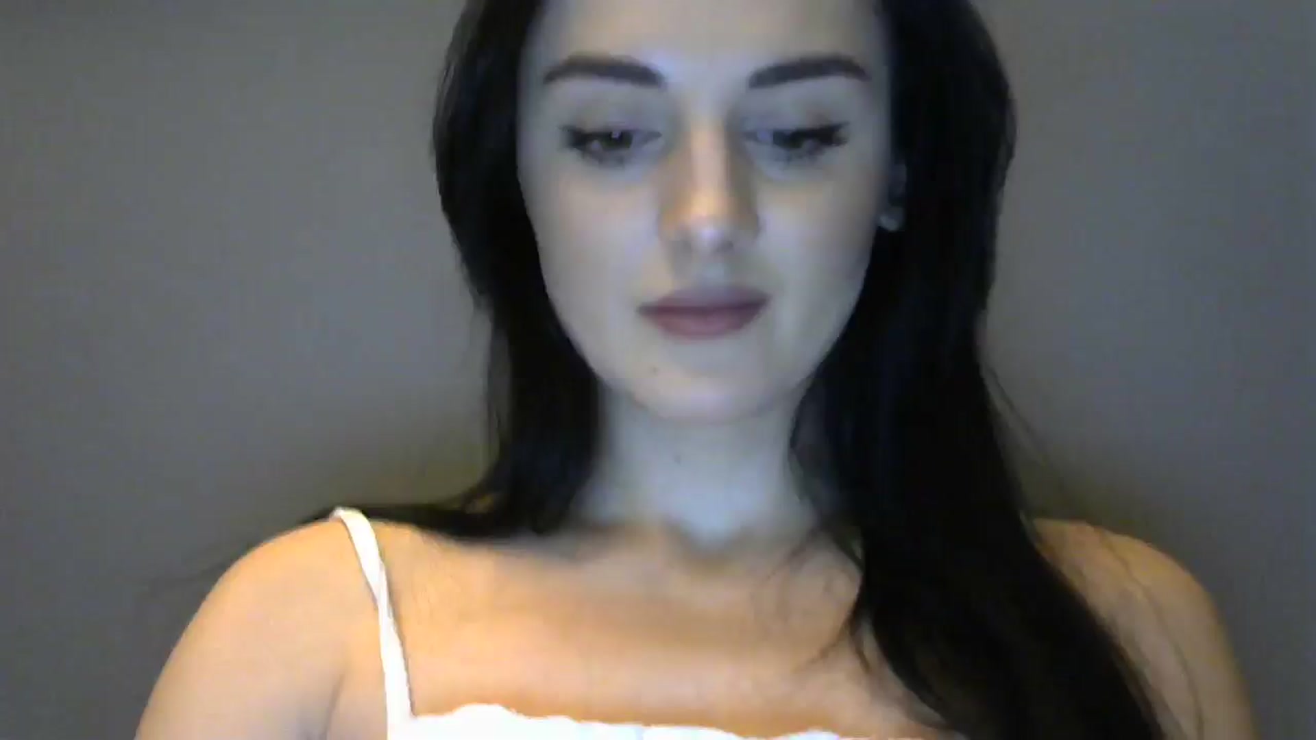 Gallery image thumbnail from DreamyKitty69's myfreecams stream on, 02/07/2025, 16:31 image 19 of 20