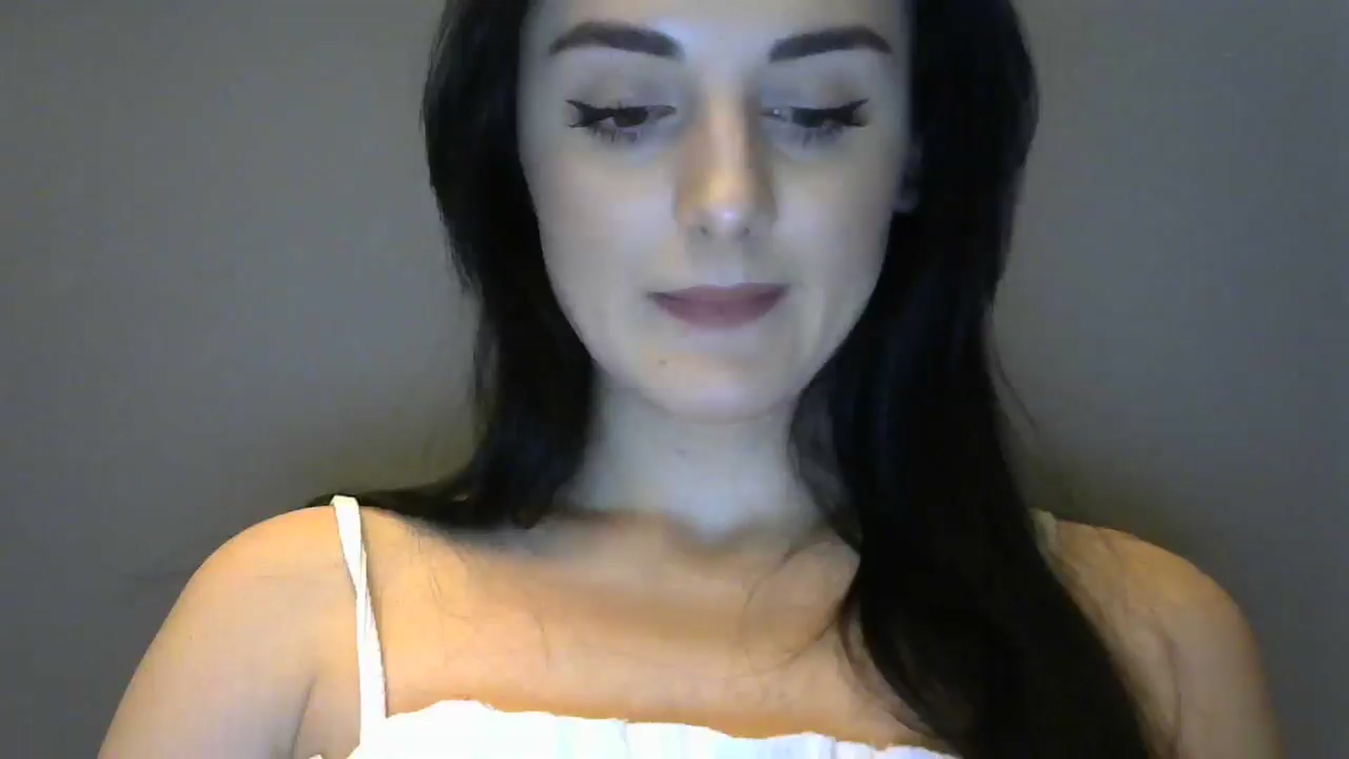 Gallery image thumbnail from DreamyKitty69's myfreecams stream on, 02/07/2025, 16:31 image 13 of 20