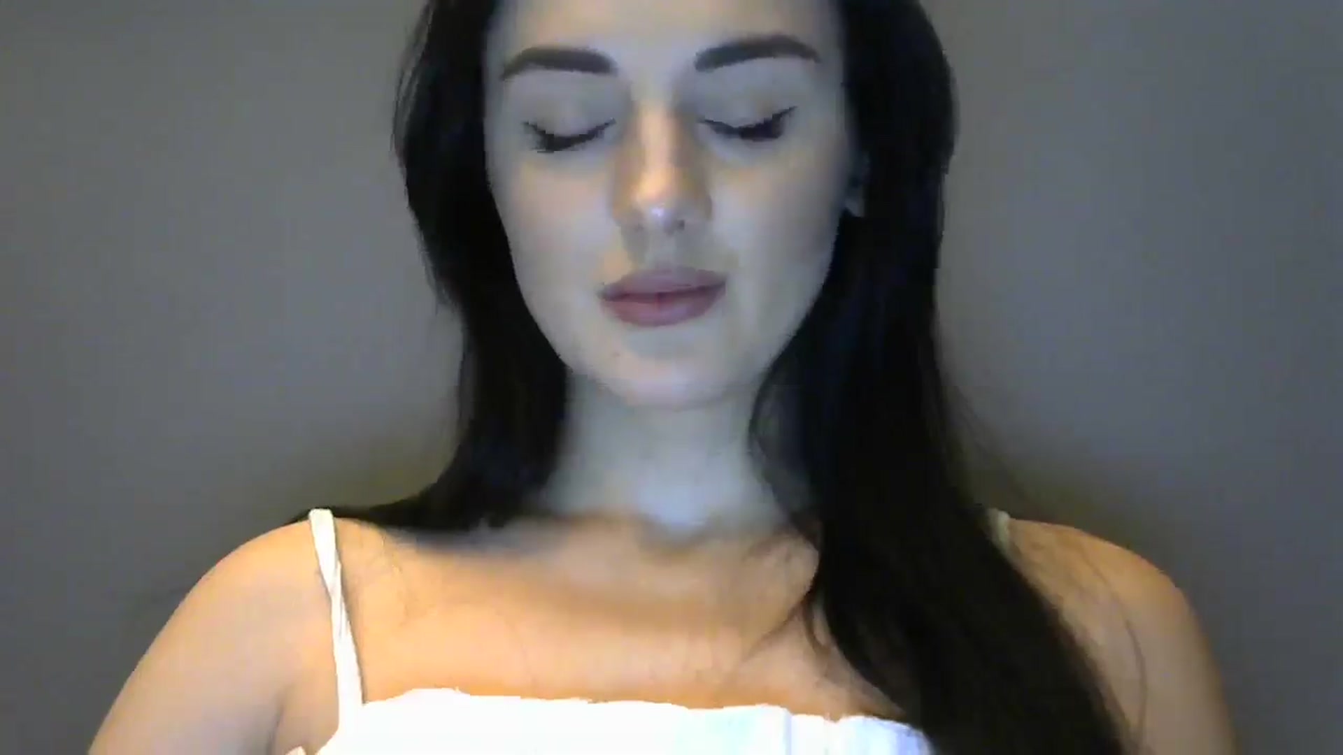 Gallery image thumbnail from DreamyKitty69's myfreecams stream on, 02/07/2025, 16:31 image 20 of 20