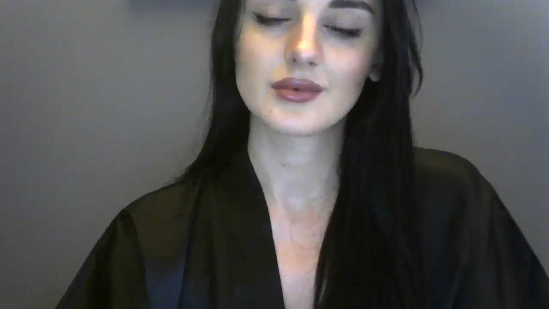 Gallery image thumbnail from DreamyKitty69's myfreecams stream on, 02/27/2025, 15:25 image 4 of 20