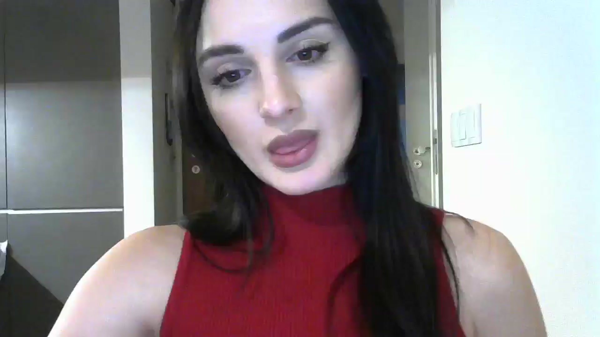Gallery image thumbnail from DreamyKitty69's myfreecams stream on, 03/06/2025, 16:56 image 18 of 20