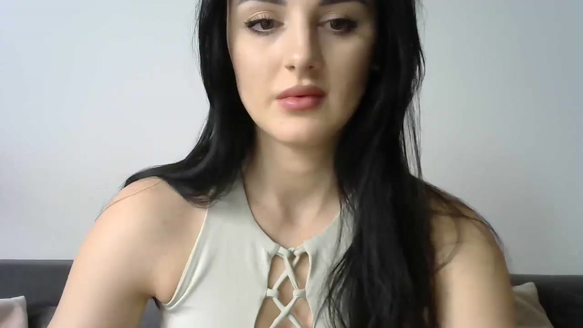Gallery image thumbnail from DreamyKitty69's myfreecams stream on, 03/10/2025, 11:06 image 16 of 20